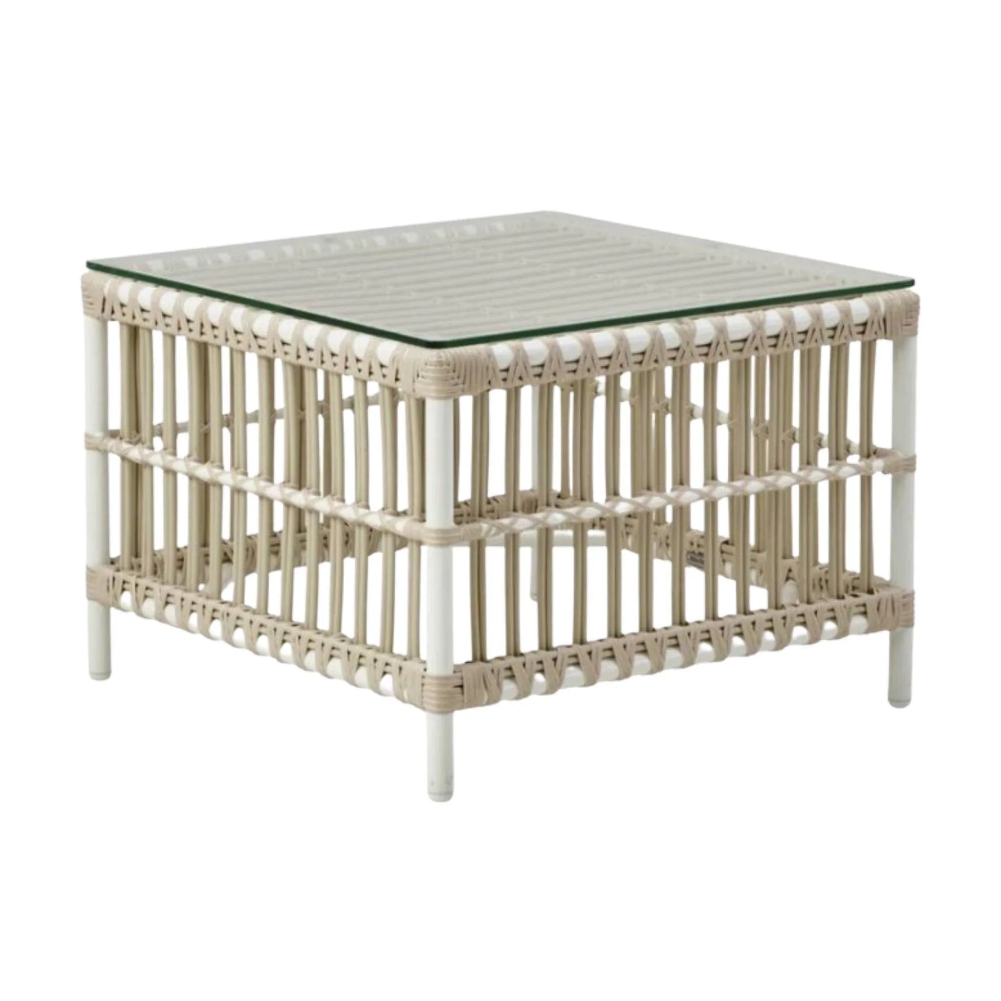 AluRattan™ Modern Outdoor Side Table - Weather-Resistant Patio Coffee Table for Garden, Poolside & Balcony - Perfect for Drinks & Decor