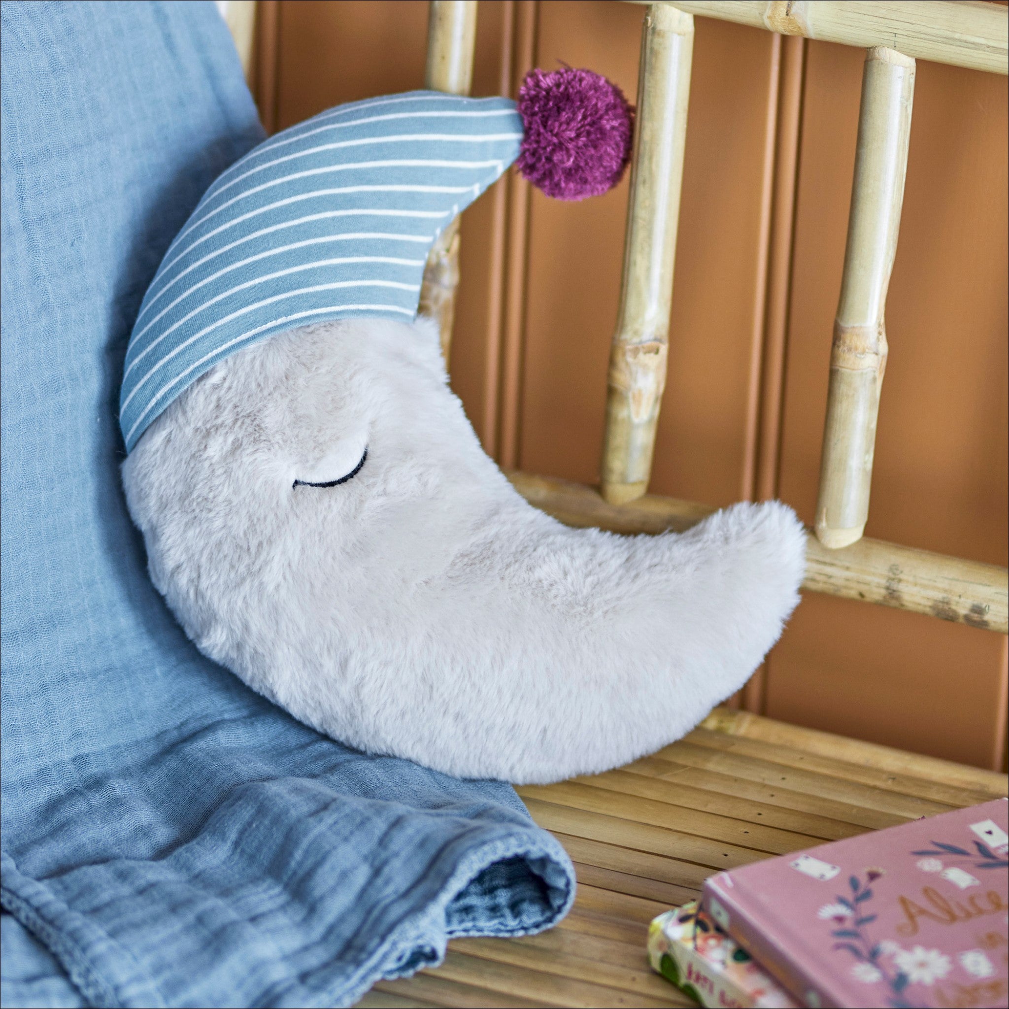 Bloomingville Moony Cushion - Soft White Cotton Throw Pillow (31cm/12.2
