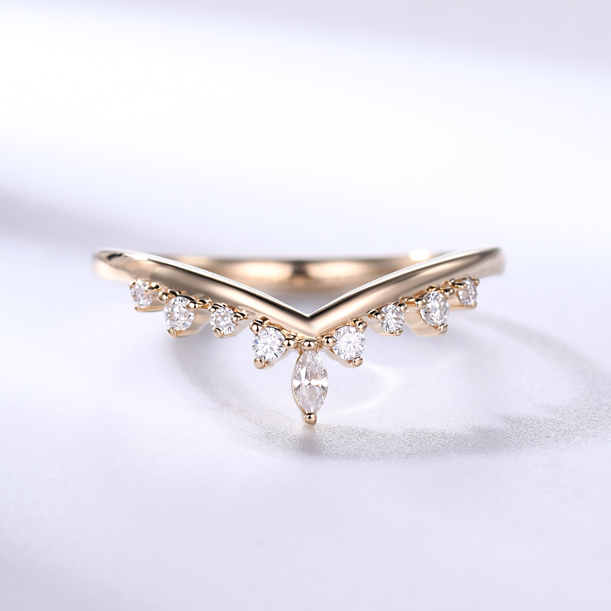 14k Yellow Gold V-Curve Moissanite Wedding Ring Set for Women - Elegant Chevron Matching Band, Perfect for Bridal Jewelry & Anniversary Gifts