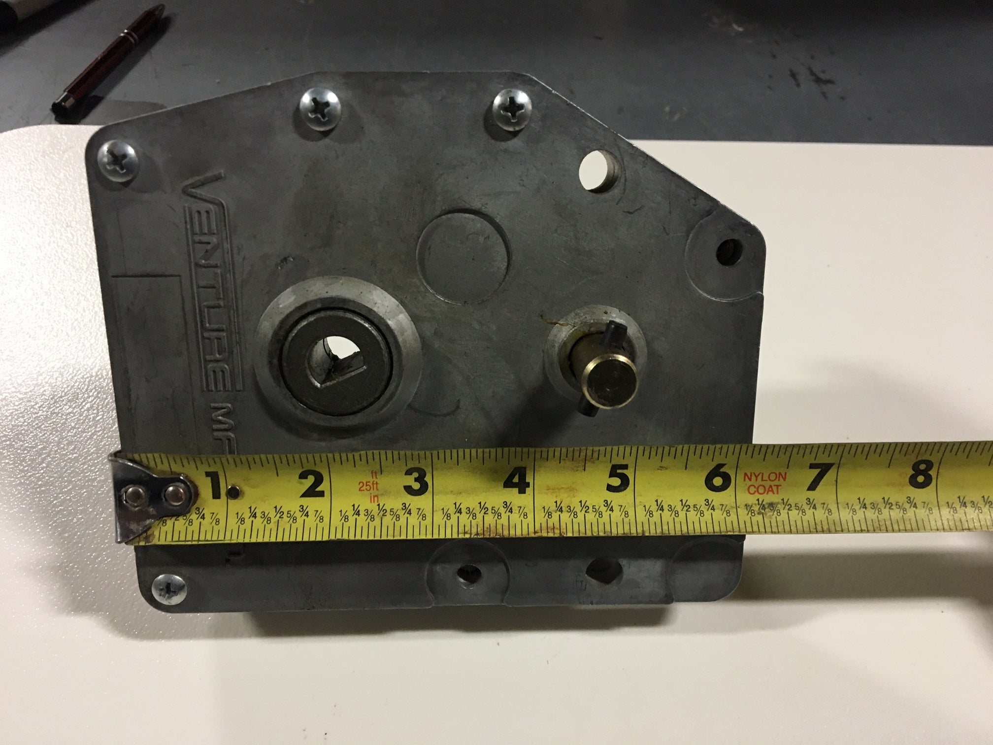 Aluminum Jack Gear Box Landing Gear for RVs & Trailers - Durable & Lightweight for Easy Setup & Towing