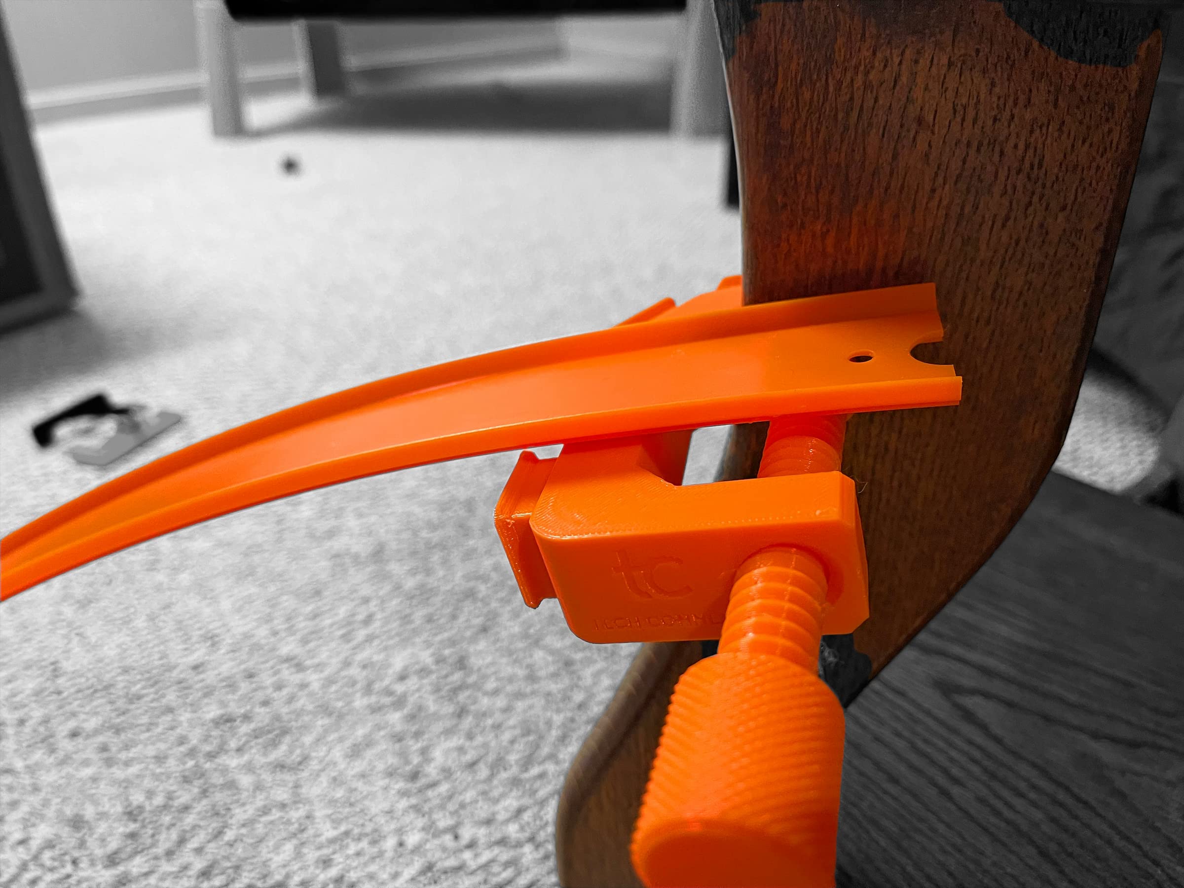 Hot Wheels Track Clamp - Orange & Blue Track Connector for Hot Wheels Cars | Durable Plastic Clips for Building Custom Race Tracks | Perfect for Kids Playroom, Birthday Gifts & DIY Car Racing Sets