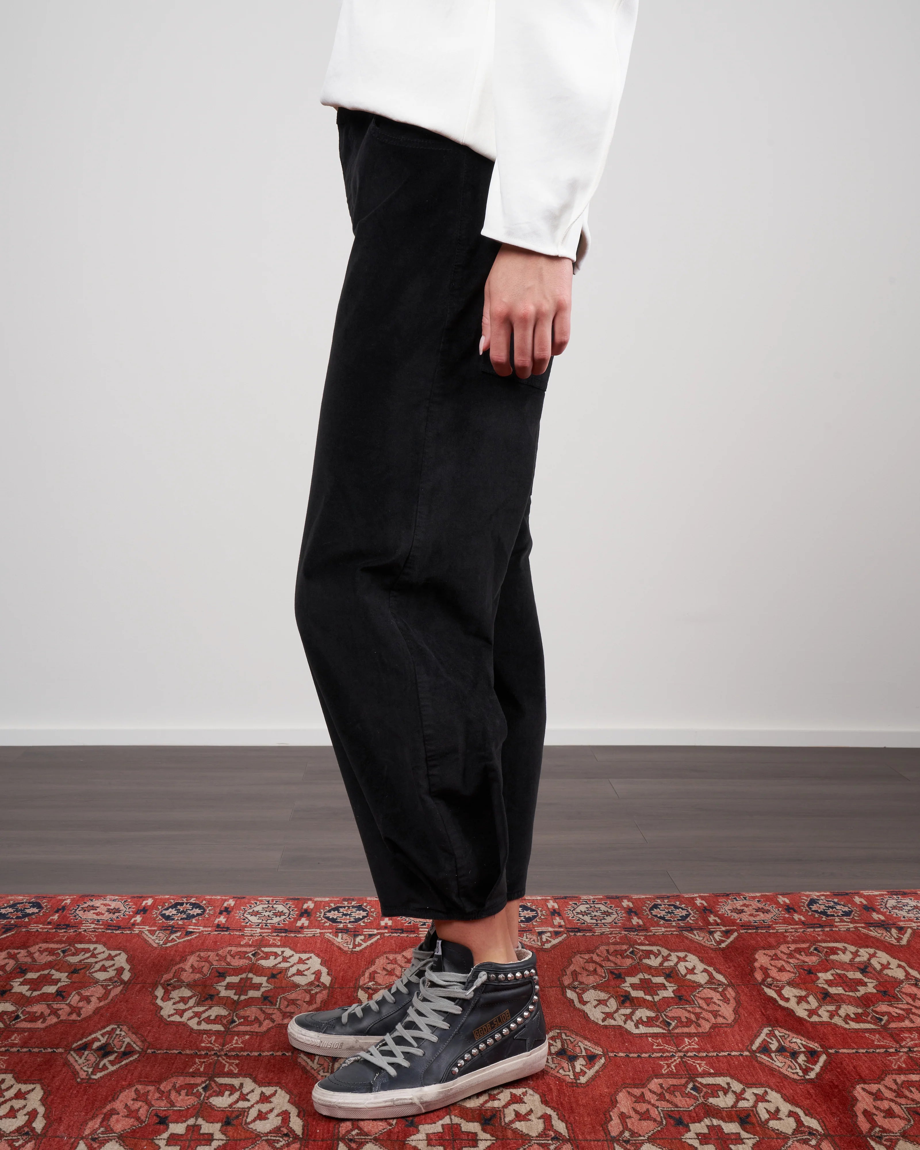 Tibi Brancusi Mid-Rise Stretch Velvet Tapered Pants for Women - Black Size 28 (NWT) - Perfect for Office Wear, Evening Outfits & Special Occasions
