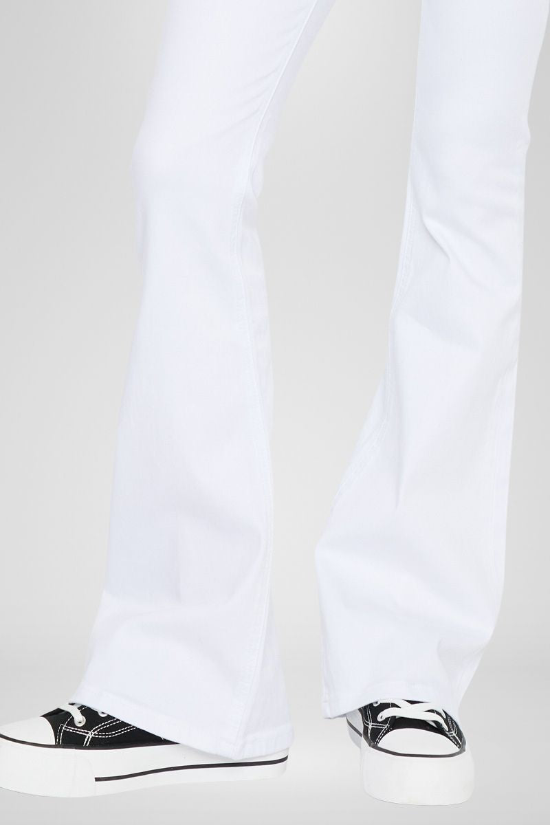 Alaska Mid Rise Flare Jeans for Women - Stretchy Comfort Denim Pants with Bootcut Style - Perfect for Casual Wear, Office & Date Night Outfits