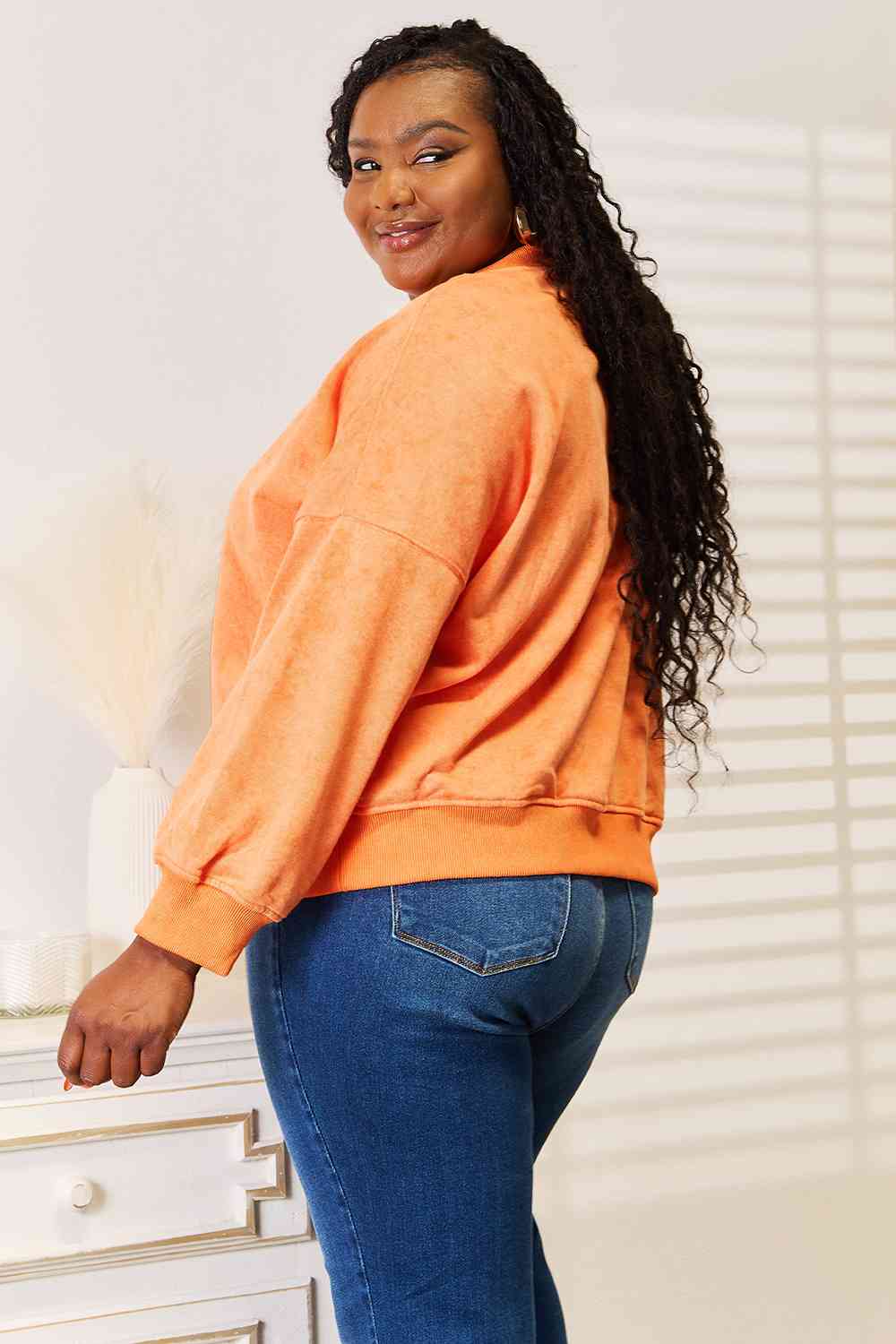 Cozy Pumpkin Print Dropped Shoulder Sweatshirt | Fall Fashion Women's Pullover | Perfect for Autumn Outfits, Halloween Parties & Casual Wear