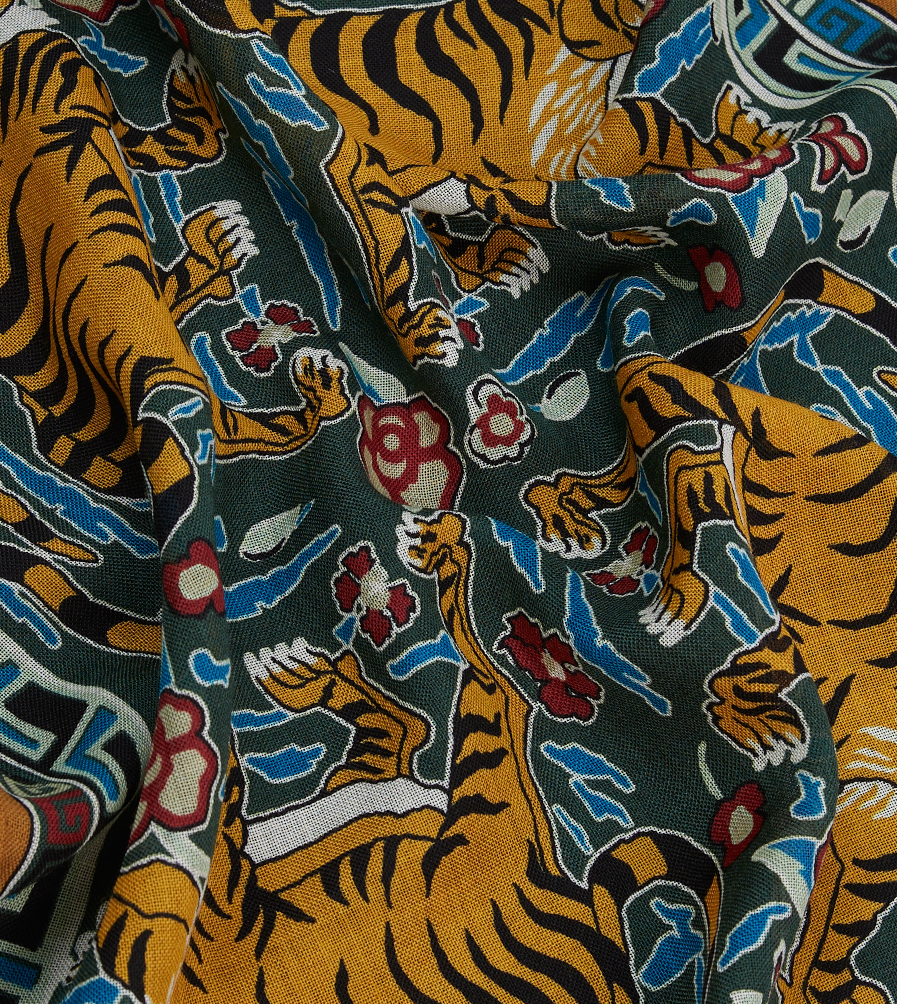 Luxury Green Tiger Motif Silk Wool Pocket Square for Men - Elegant Handkerchief for Weddings, Business & Formal Occasions