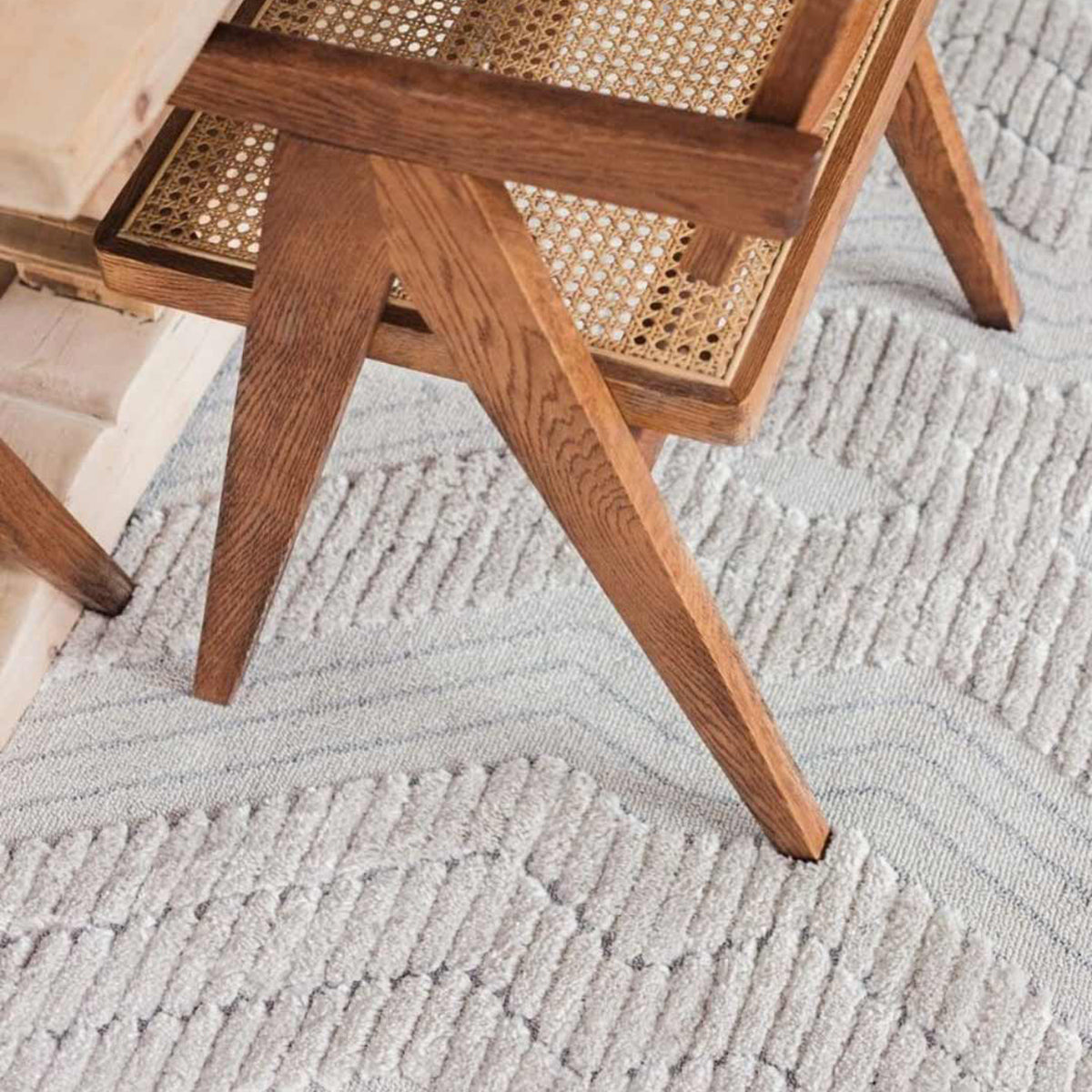 Handmade Dayna Textured Diamond Tribal Rug - Boho Chic Area Rug for Living Room, Bedroom & Office Decor