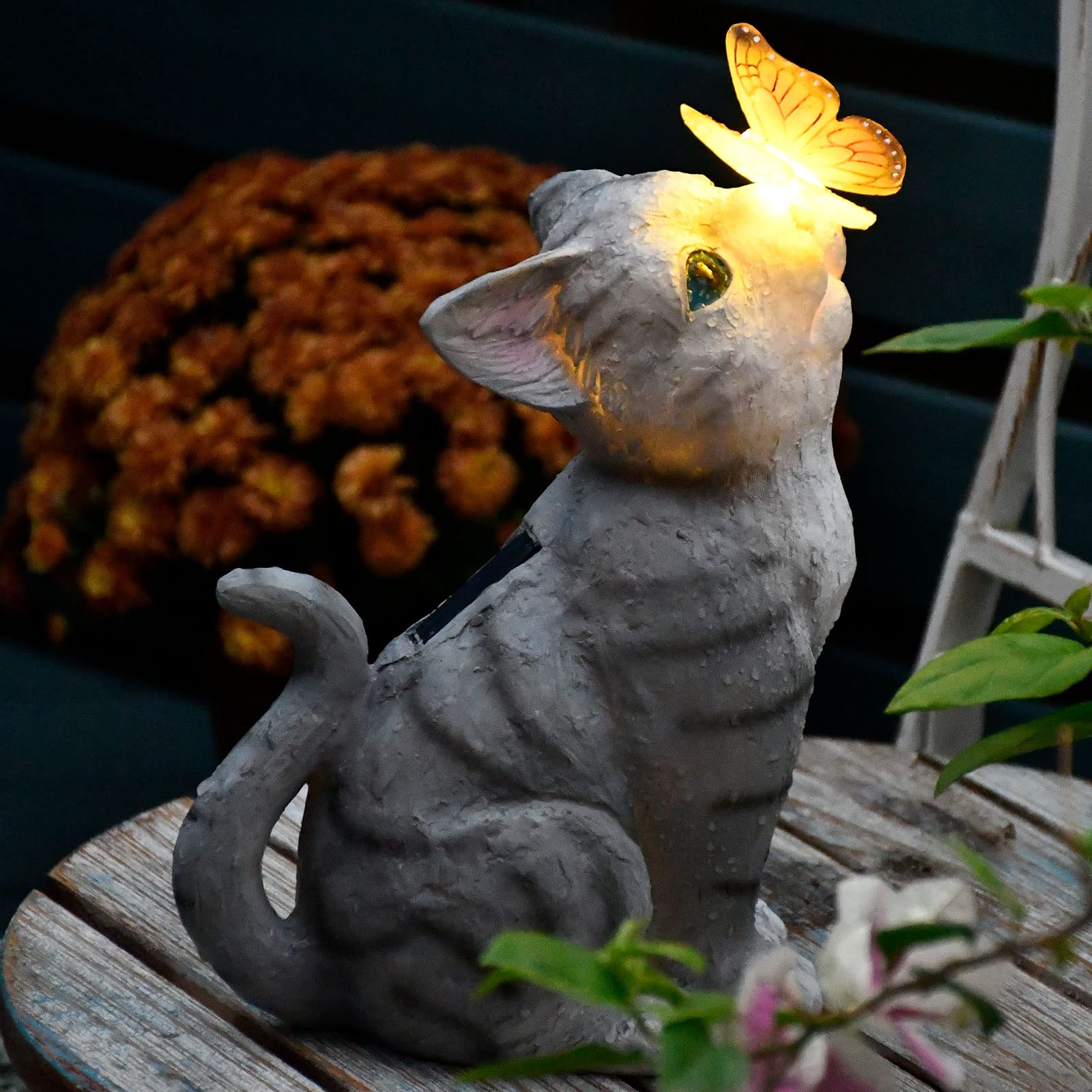 Solar Cat Garden Statue with LED Lights - Outdoor Decor for Patio, Lawn & Yard - Weatherproof Animal Figurine for Housewarming Gift & Garden Art (Grey) - Perfect for Nighttime Illumination & Landscape Accents