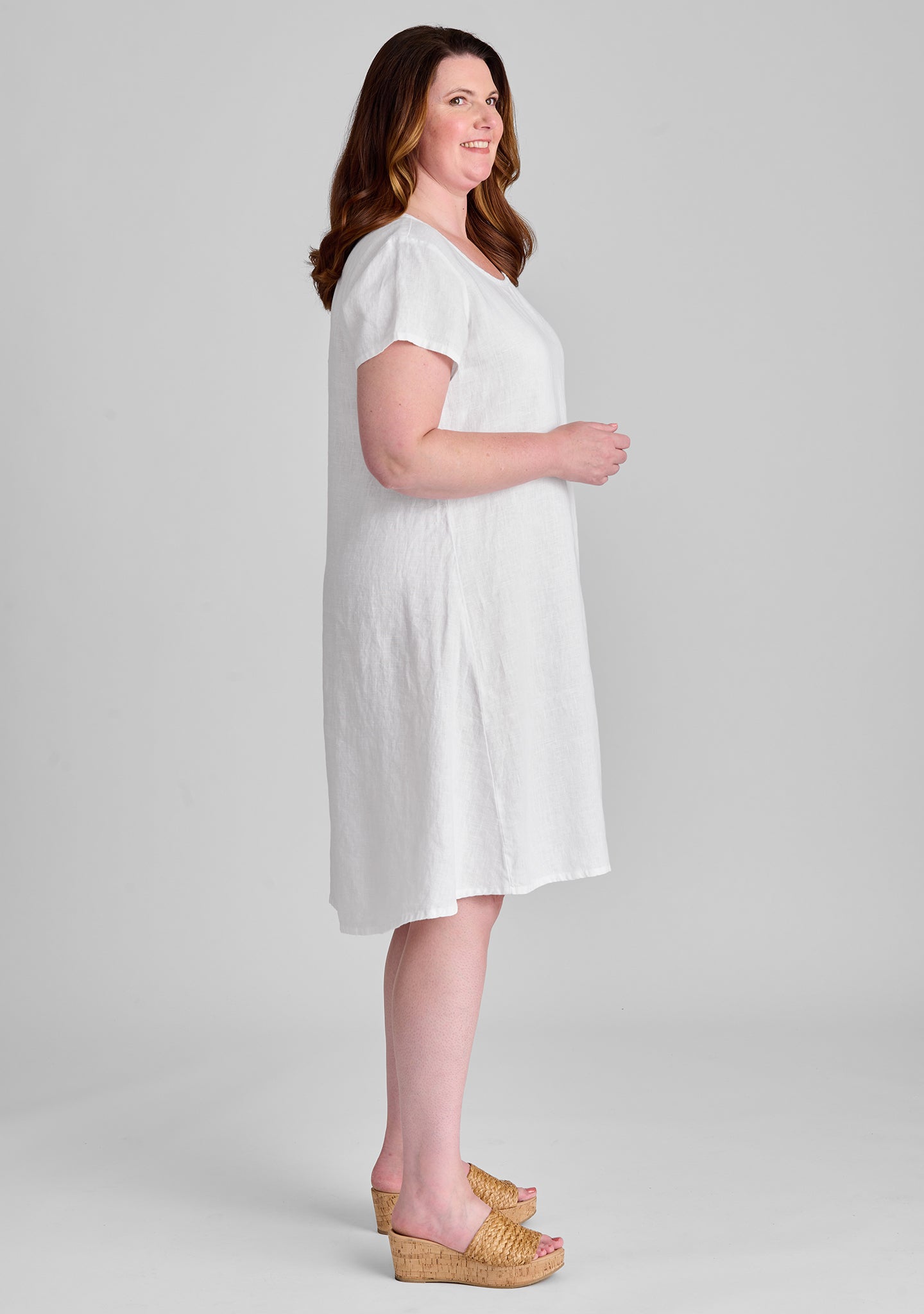 Stylish Women's Linen Park Dress - Breathable Summer Sundress for Outdoor Picnics, Beach Vacations & Casual Wear