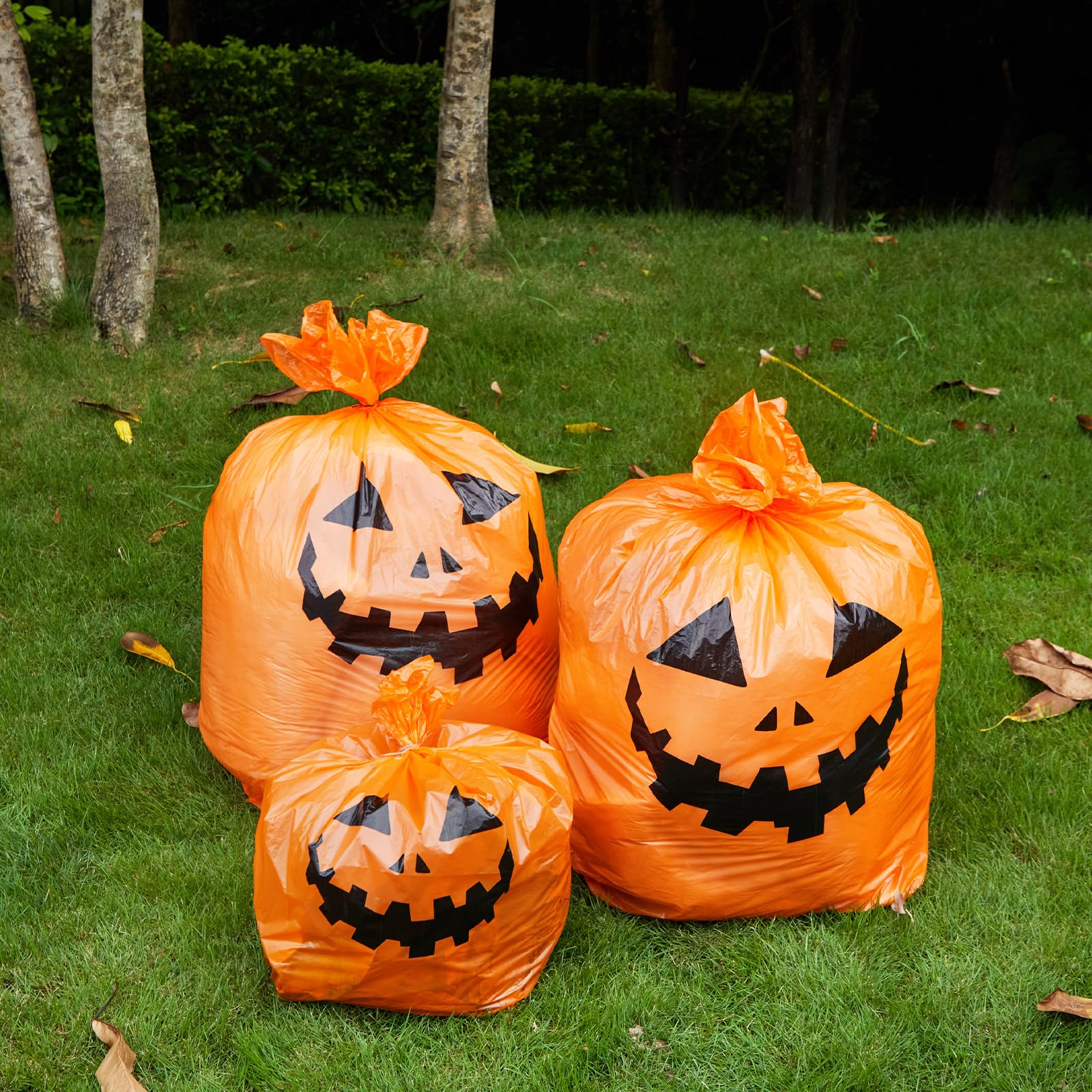 Qilery 18-Pack Reusable Halloween Pumpkin Leaf Bags - Heavy Duty Plastic Lawn Bags with Twist Ties for Fall Yard Waste, Halloween Decorations & Outdoor Party Favors | Perfect for Pumpkin Patches, Trick-or-Treat Goodie Bags & Autumn Garden Cleanup