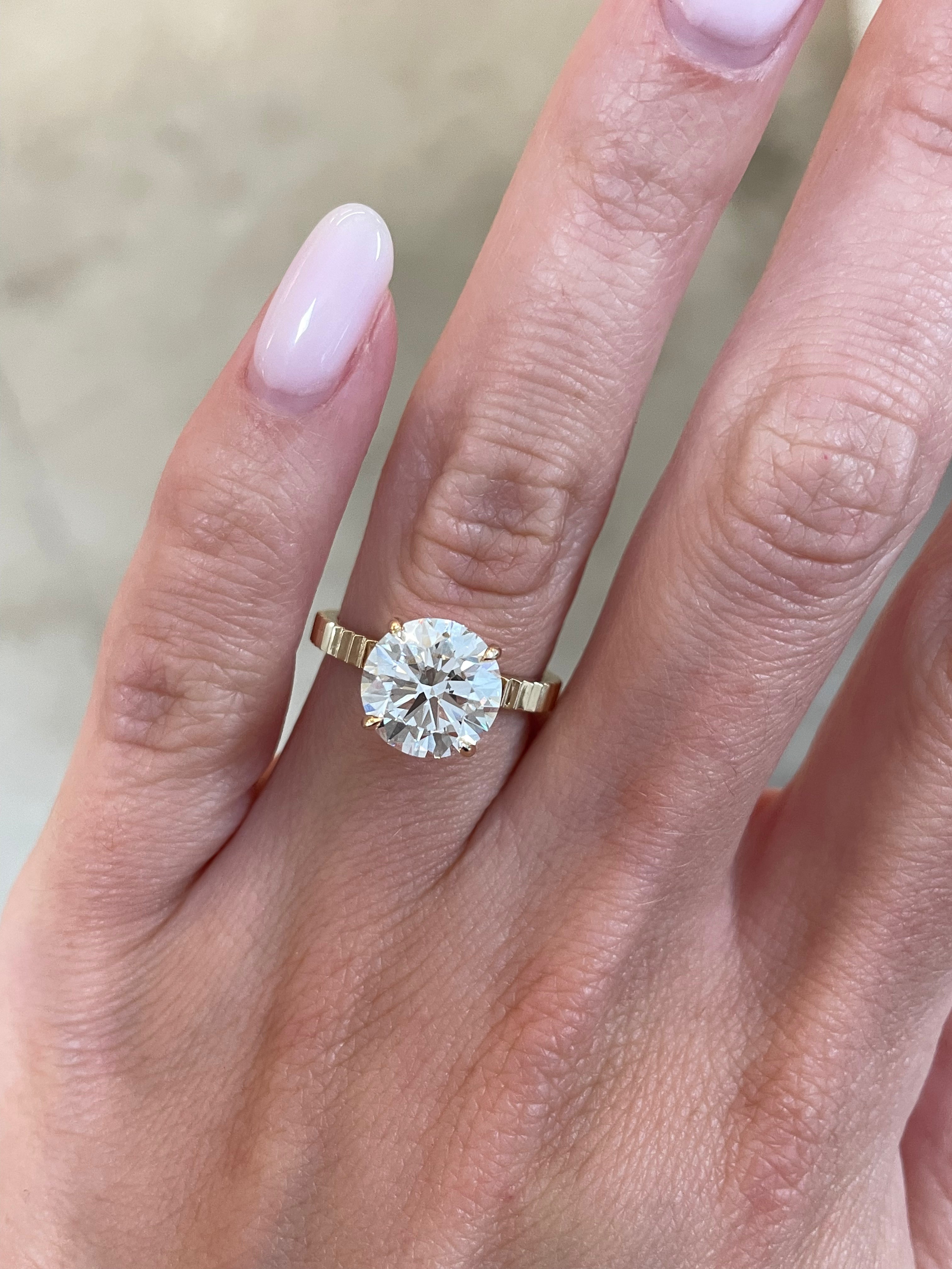 3.02 Carat Lab Grown Diamond Round Brilliant Cut Fluted Solitaire Engagement Ring - Perfect for Proposals, Anniversaries & Special Occasions