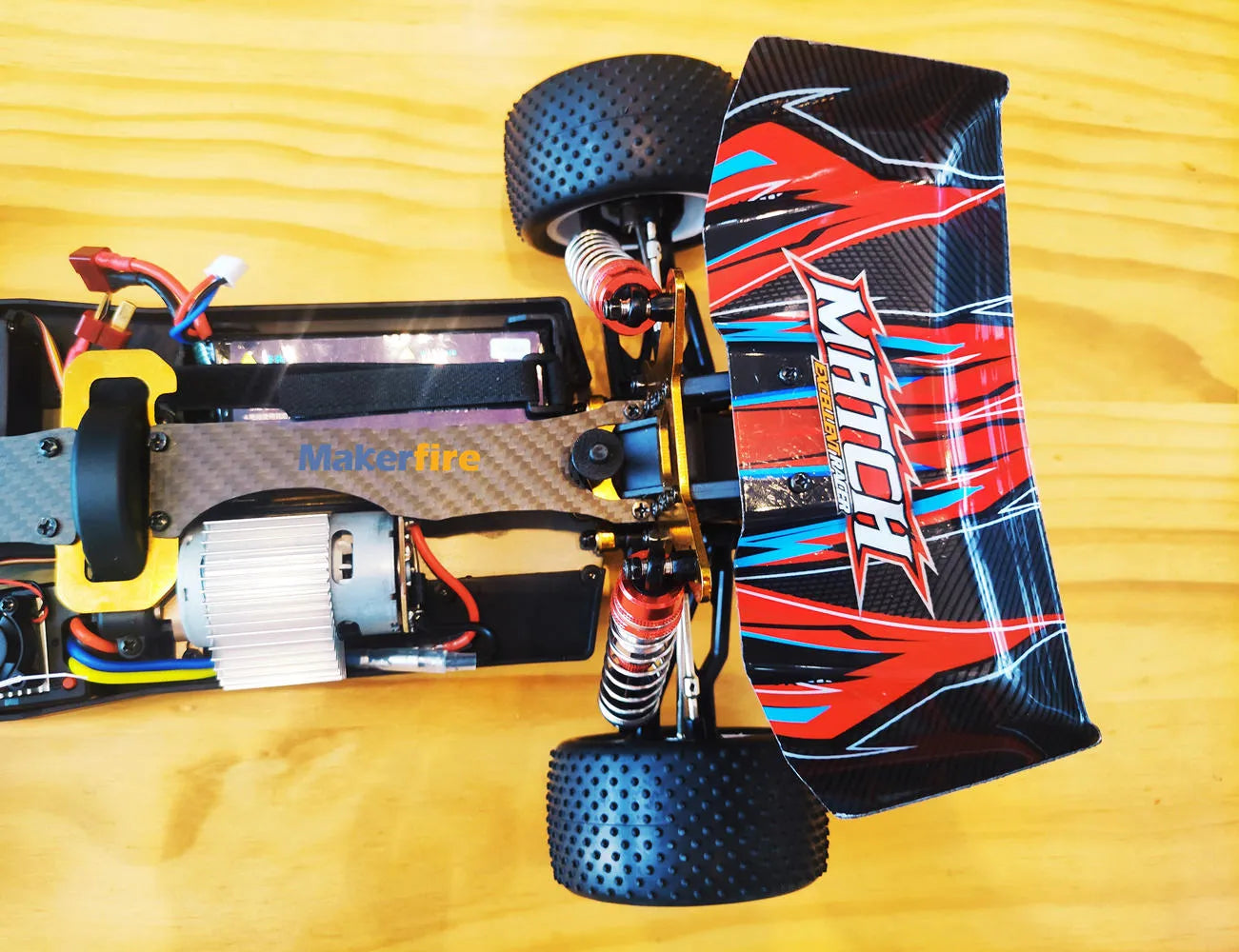 High Performance 3mm Carbon Fiber Top Brace Board for 104001 Car - Lightweight & Durable Auto Upgrade for Racing & Street Performance