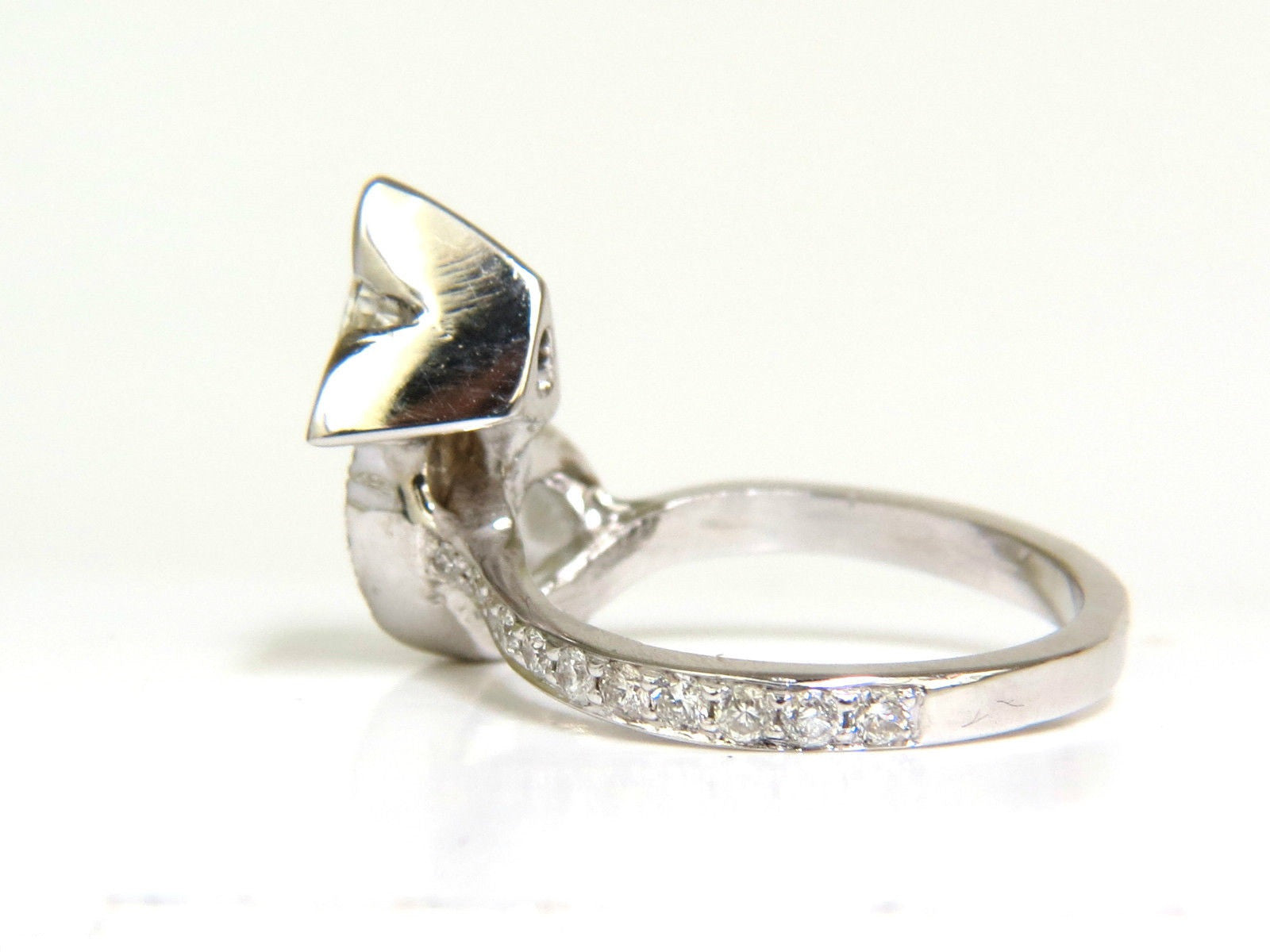1.56CT Triilliant Diamond Crossover Ring in 14KT White Gold - Elegant Modern Jewelry for Weddings, Anniversaries & Special Occasions