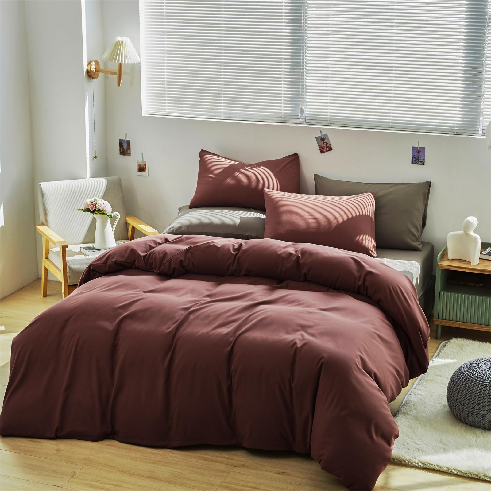 KAREVER King Size Brick Red Comforter Set - 3 Piece Clay Red Bedding Set with Brown Marsala Accents | Solid Dark Red Duvet Cover & Matching Pillowcases | Perfect for Women's & Girls' Bedrooms, Cozy Winter Nights, and Modern Home Decor
