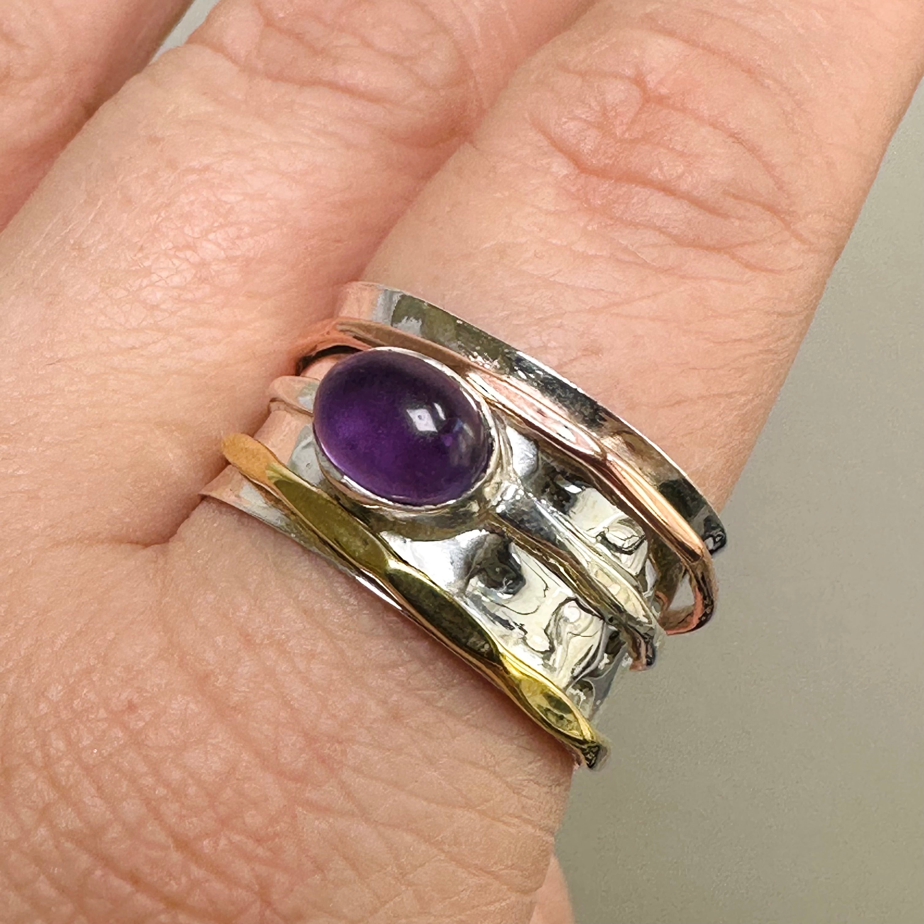 Amethyst Oval Cabochon Spinner Ring R4820 - Elegant Adjustable Healing Jewelry for Stress Relief & Meditation - Perfect for Yoga, Spiritual Gifts & Everyday Wear