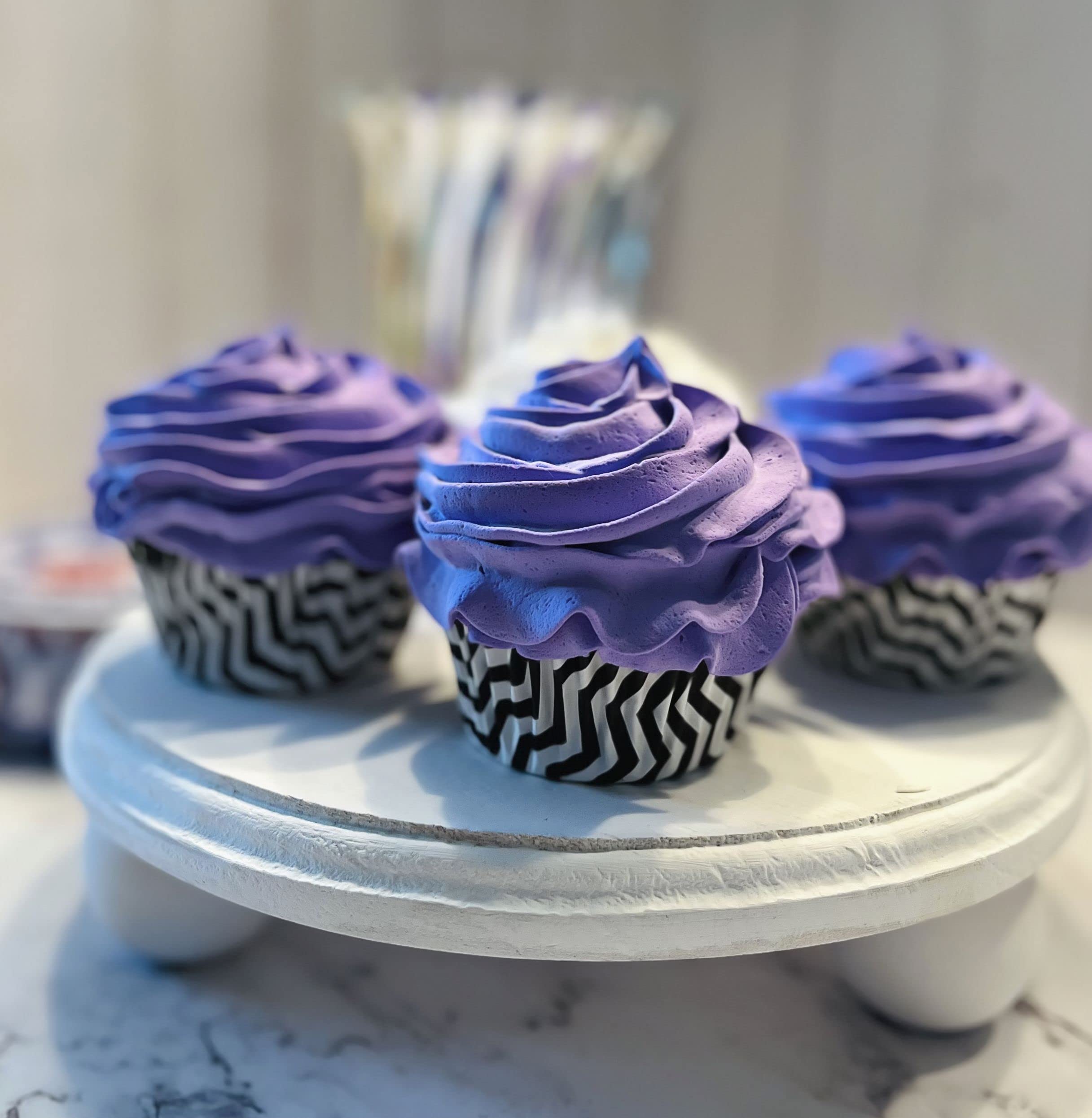 Artificial Fake Cupcakes & Cake Decorations - Set of 3 Lavender Purple Faux Cakes for Display - Home & Kitchen Decor, Party, Wedding, Dessert Table Centerpiece - Realistic Fake Food for Cake Plates & Dessert Displays