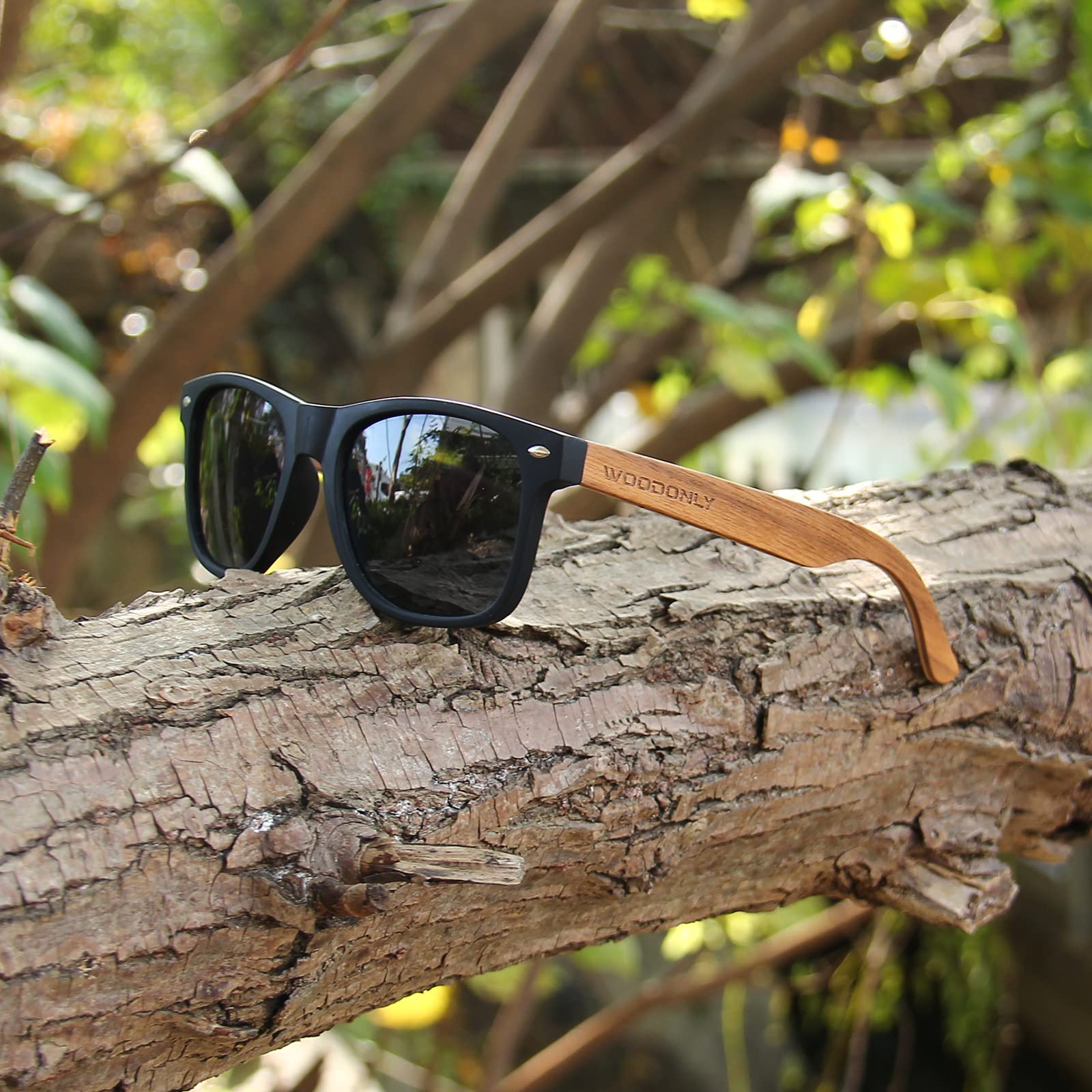 Classic Wooden Polarized Sunglasses for Men - UV Protection, Lightweight & Durable - Perfect Gift for Husband, Boyfriend, Father - Ideal for Driving, Fishing & Outdoor Activities