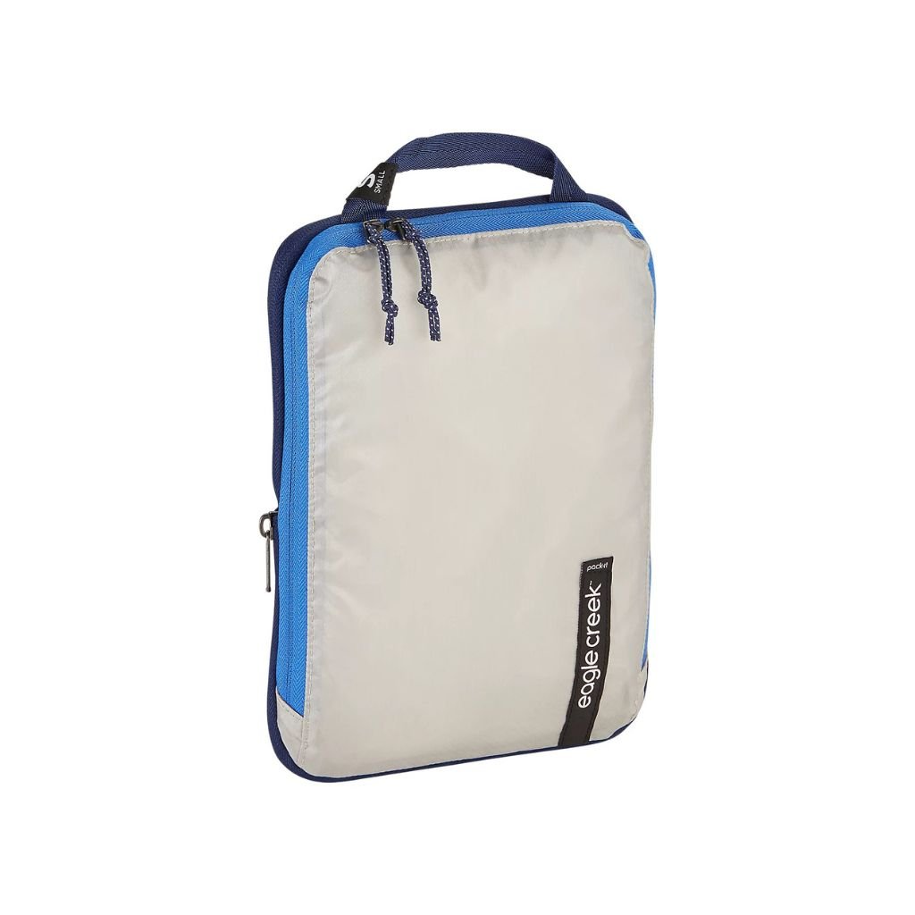 Eagle Creek PACK IT ISOLATE Small Compression Packing Cubes - Lightweight Travel Organizer for Luggage & Suitcases (AZ Blue/Grey) - Perfect for Backpacking, Business Trips & Vacation Packing
