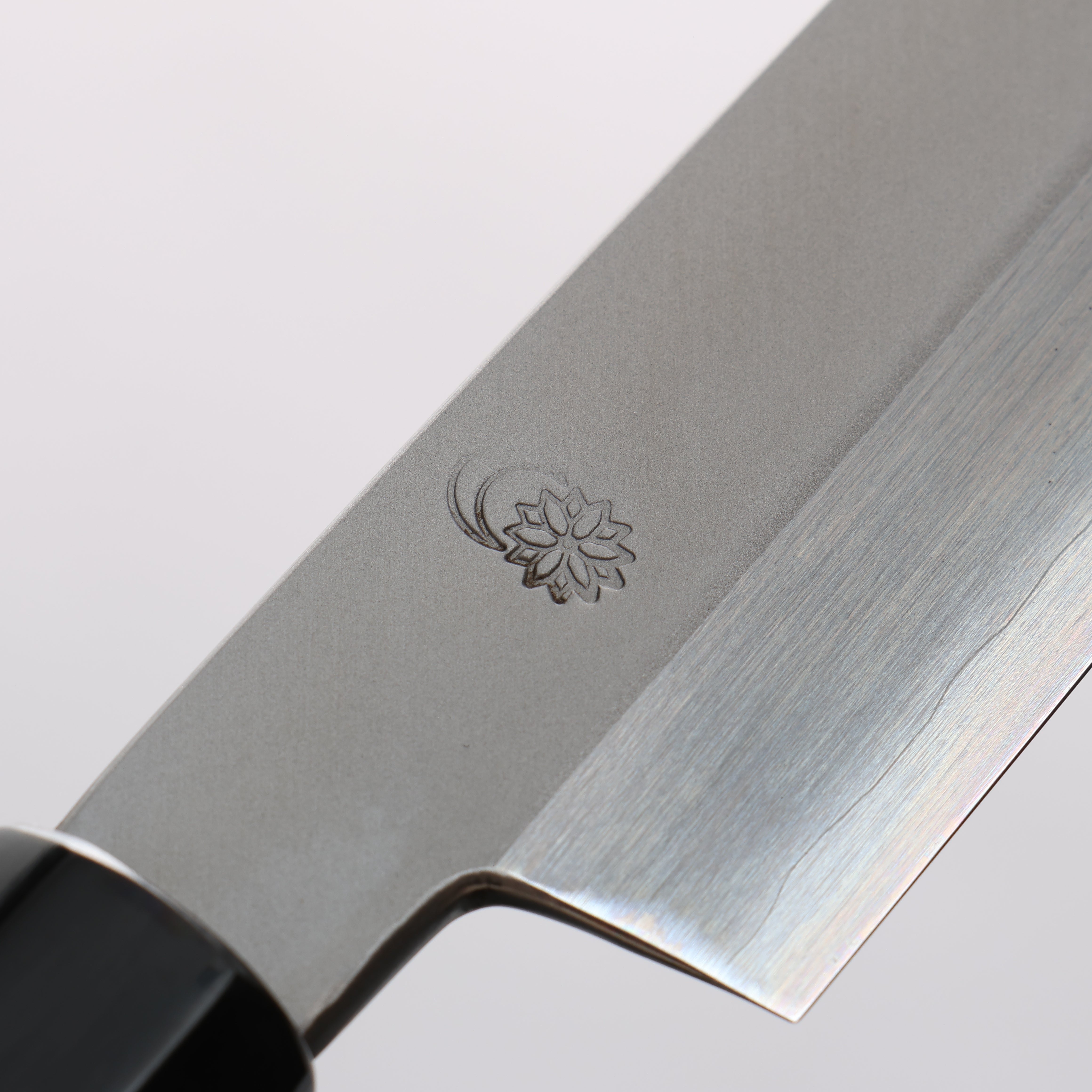 Premium Kikuzuki Silver Steel No.3 Yanagiba Sushi Knife 270mm - Japanese Magnolia Wood Handle - Perfect for Sushi Chefs & Japanese Cuisine Preparation