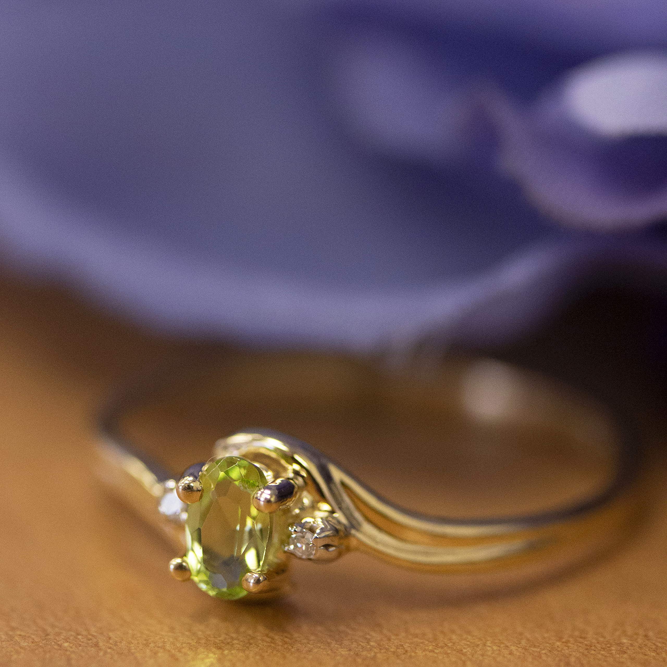10K Yellow Gold Peridot and Diamond Ring for Women – Elegant Birthstone Jewelry Gift for Anniversary, Engagement, or Special Occasions