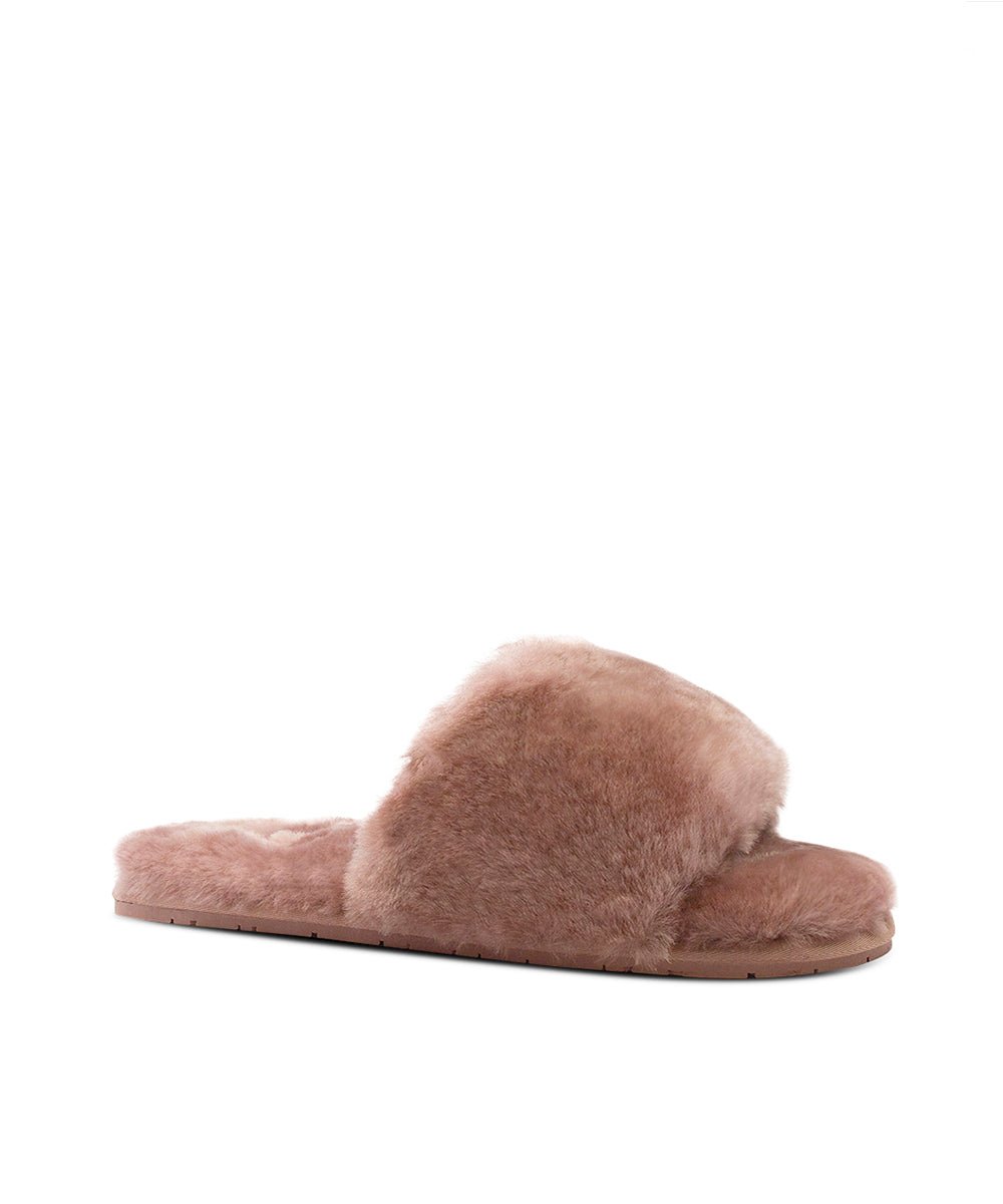 Women's UGG Fluffy Slippers - Cozy Indoor/Outdoor House Shoes for Winter Comfort - Perfect for Home, Lounge & Cold Weather Wear