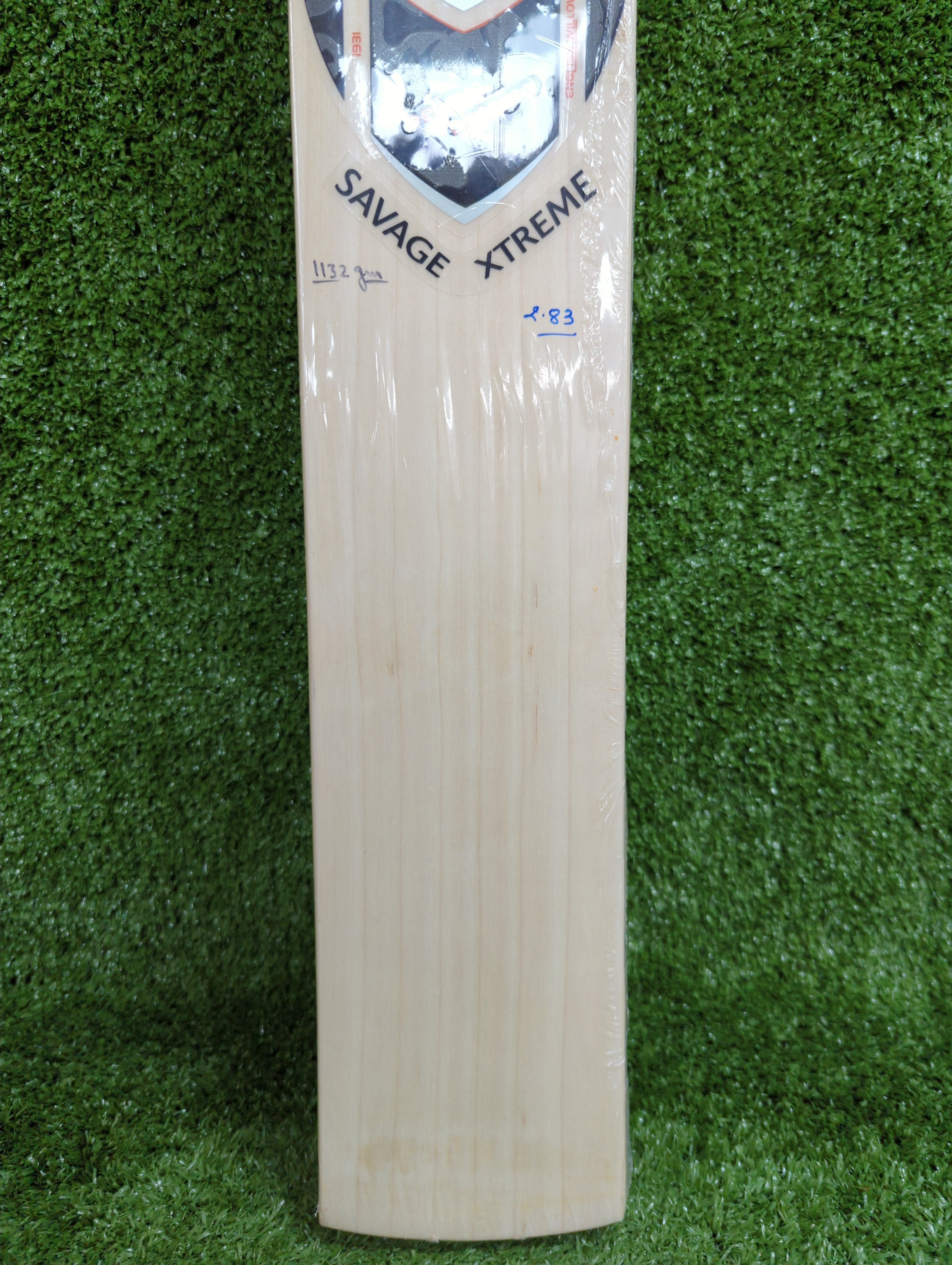 SG Savage Xtreme English Willow Cricket Bat - Hardik Pandya Series | Premium Cricket Equipment for Professional Players | Perfect for Matches, Training & Outdoor Sports