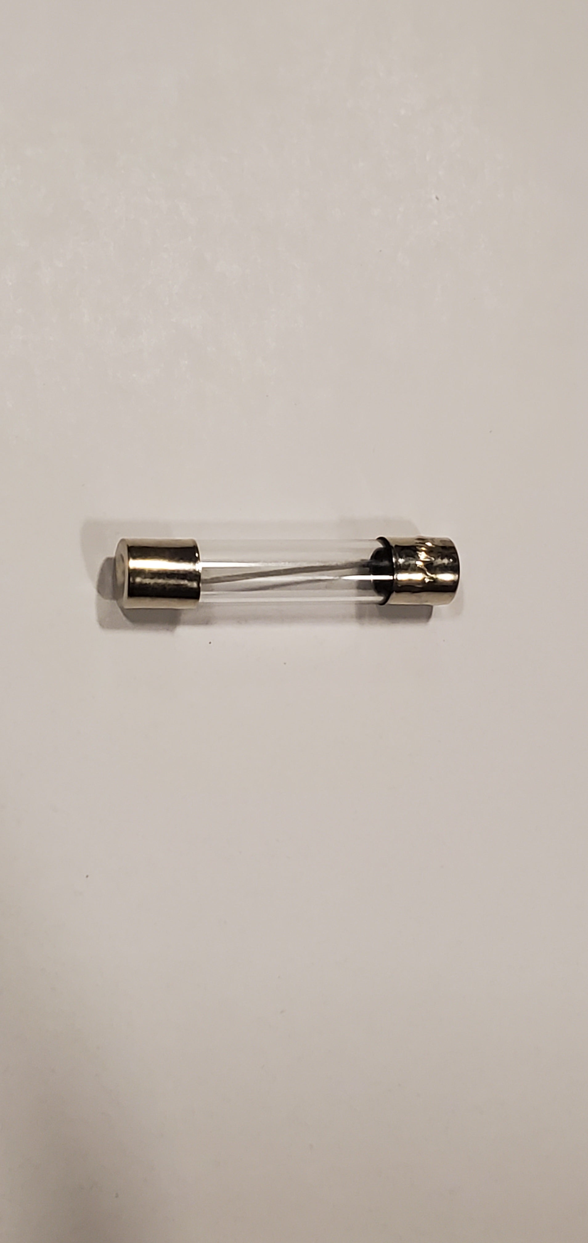 Italia MK Fuse (Old Style) - High-Quality Electrical Fuse for Home Appliances & Industrial Equipment | Perfect for Circuit Protection in Kitchens, Workshops & Factories
