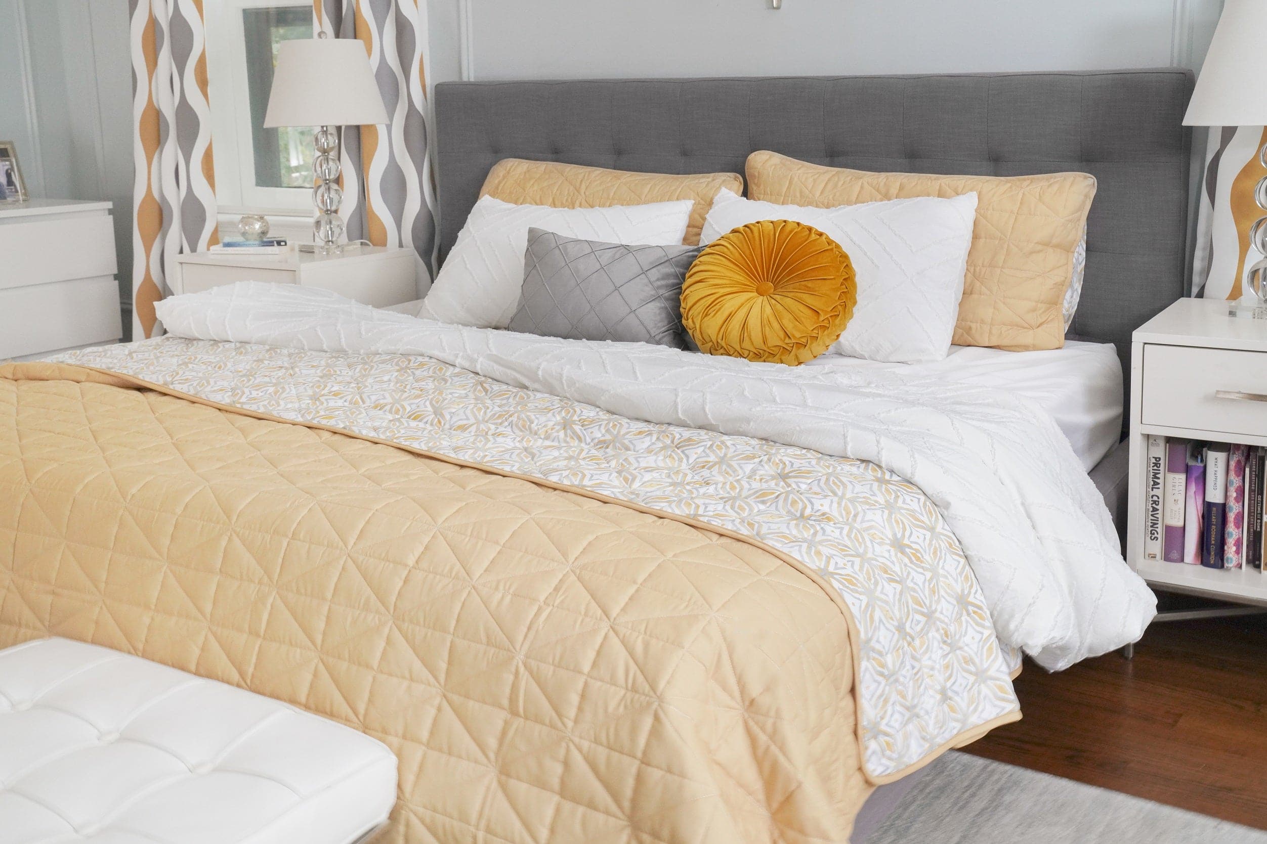 Mid Century Modern Geometric Reversible Quilt Set - 3 Piece Bedding Set for Queen Size Bed | Stylish Home Decor for Bedroom & Guest Room
