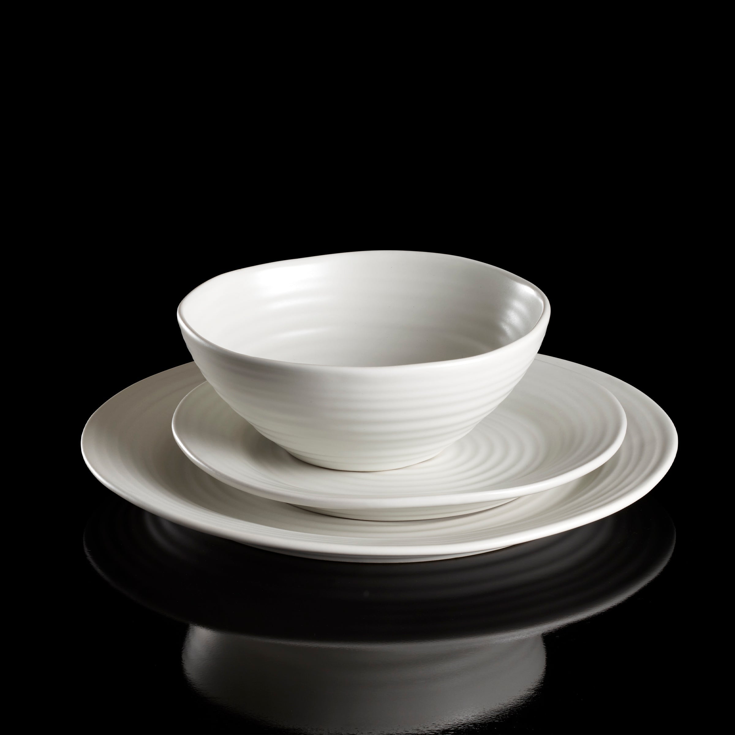 Premium Ridge White 12-Piece Dinnerware Set - Elegant Porcelain Plates, Bowls & Mugs - Perfect for Family Dinners, Entertaining Guests & Restaurant-Style Dining at Home