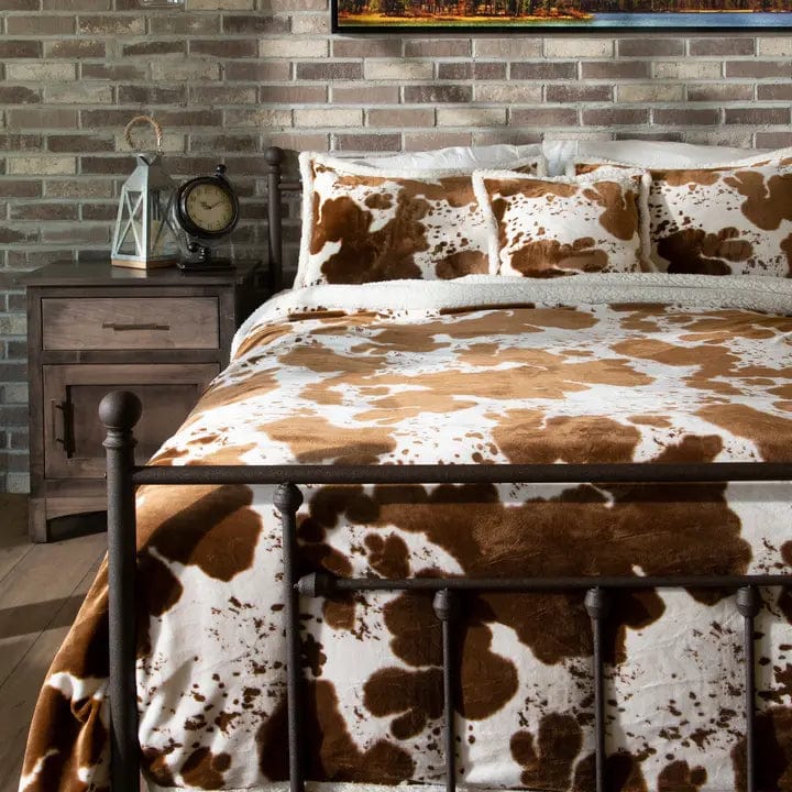 Premium Cowhide Sherpa 3-Piece Bedspread Set with Shams - Queen Size for Cozy Winter Bedding | Warm & Luxurious Bedroom Decor for Cold Nights