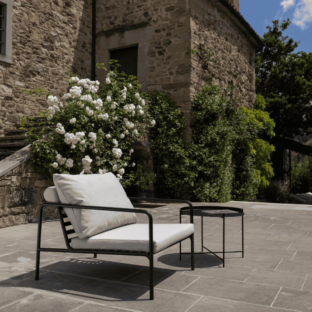 AVON Outdoor Lounge Chair - Comfortable Patio Furniture for Poolside, Garden, and Backyard Relaxation
