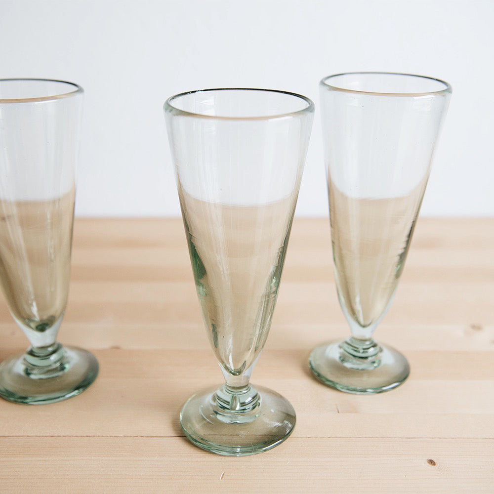 Premium Tapered Everyday Glass Set - Elegant Drinking Glasses for Water, Juice & Cocktails - Perfect for Home, Bar, Restaurant & Party Use