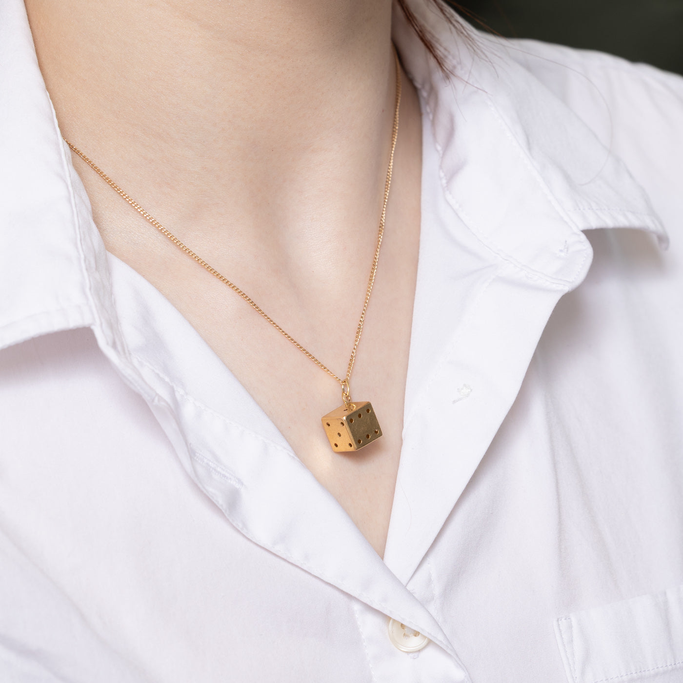 Vintage Italian 18K Yellow Gold Dice Charm Pendant - Elegant Jewelry for Necklace, Bracelet & Gifts - Perfect for Casino Night, Birthday & Anniversary Celebrations