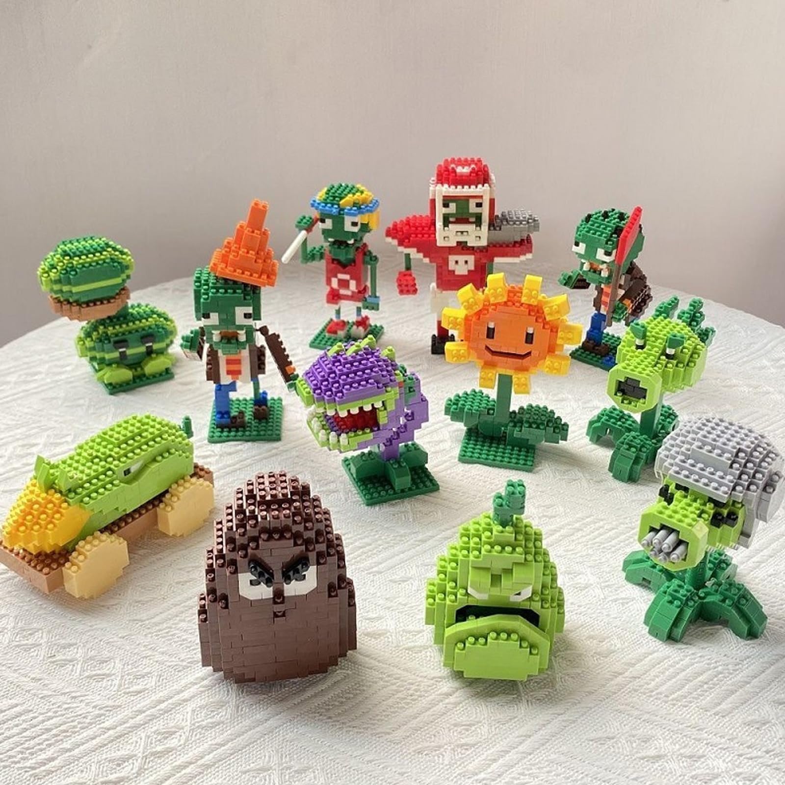1PCS Plants vs Zombies Action Figures - PVZ Series 1 & 2 Collectible Toy Set with Chili Plant Building Blocks | Perfect Gift for Christmas & Birthday (Great for Game Fans & Collectors) | Playtime, Display & Gifting Scenarios