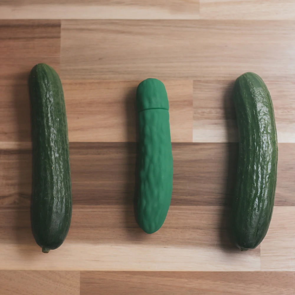 Emojibator Pickle Emoji Textured Silicone Mini Vibrator - Cute & Discreet Personal Massager for Women, Perfect for Travel, Gifts & Solo Play