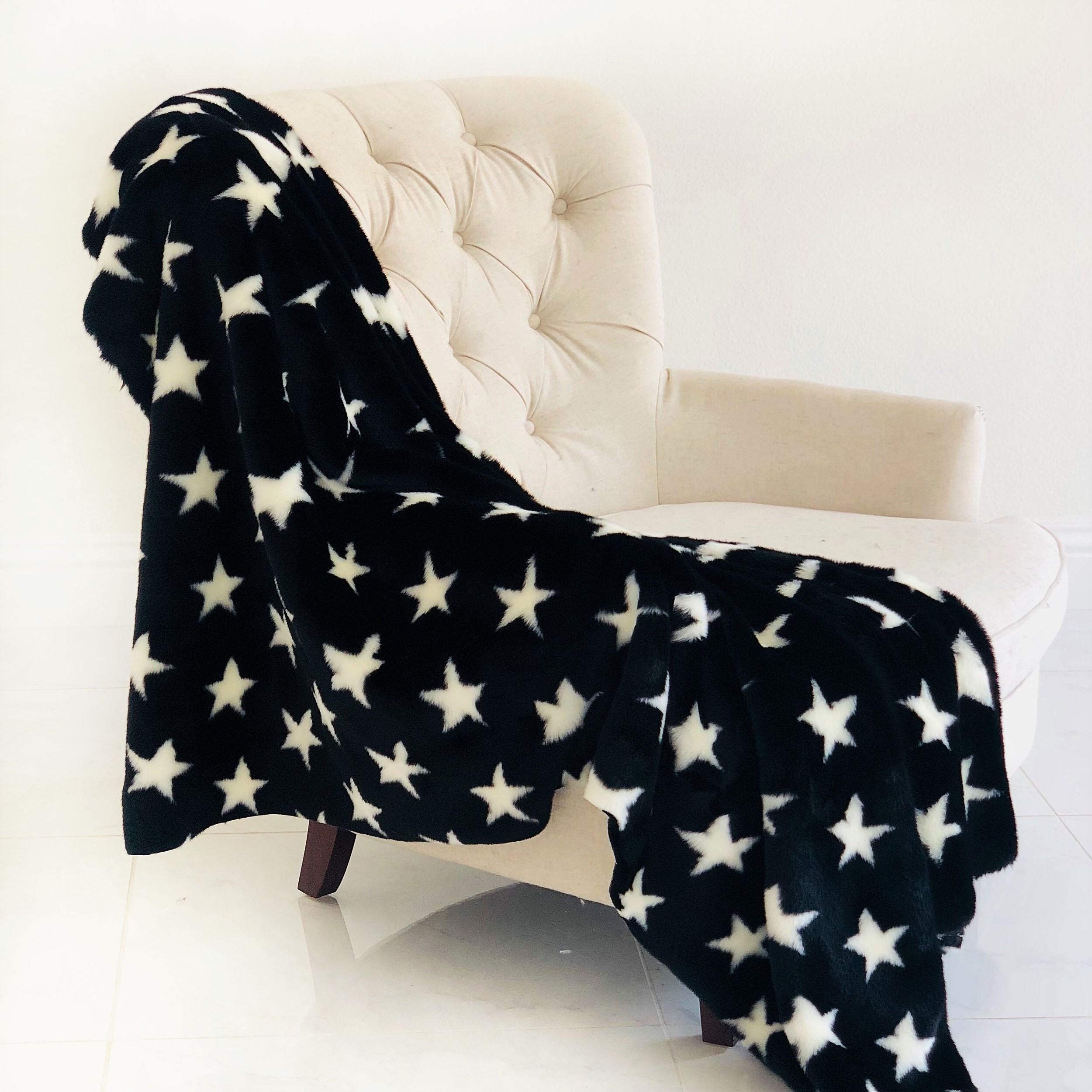 Plutus Brands Black and White Stars Soft Fleece Throw Blanket 60x90 Inches - Cozy and Warm for Bed, Couch, Sofa, or Travel - Perfect Gift for Home Decor and Relaxation