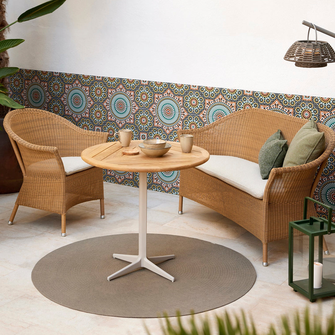 Round Drop Outdoor Cafe Table - Patio Dining & Garden Furniture for Restaurants, Coffee Shops & Backyard Decor