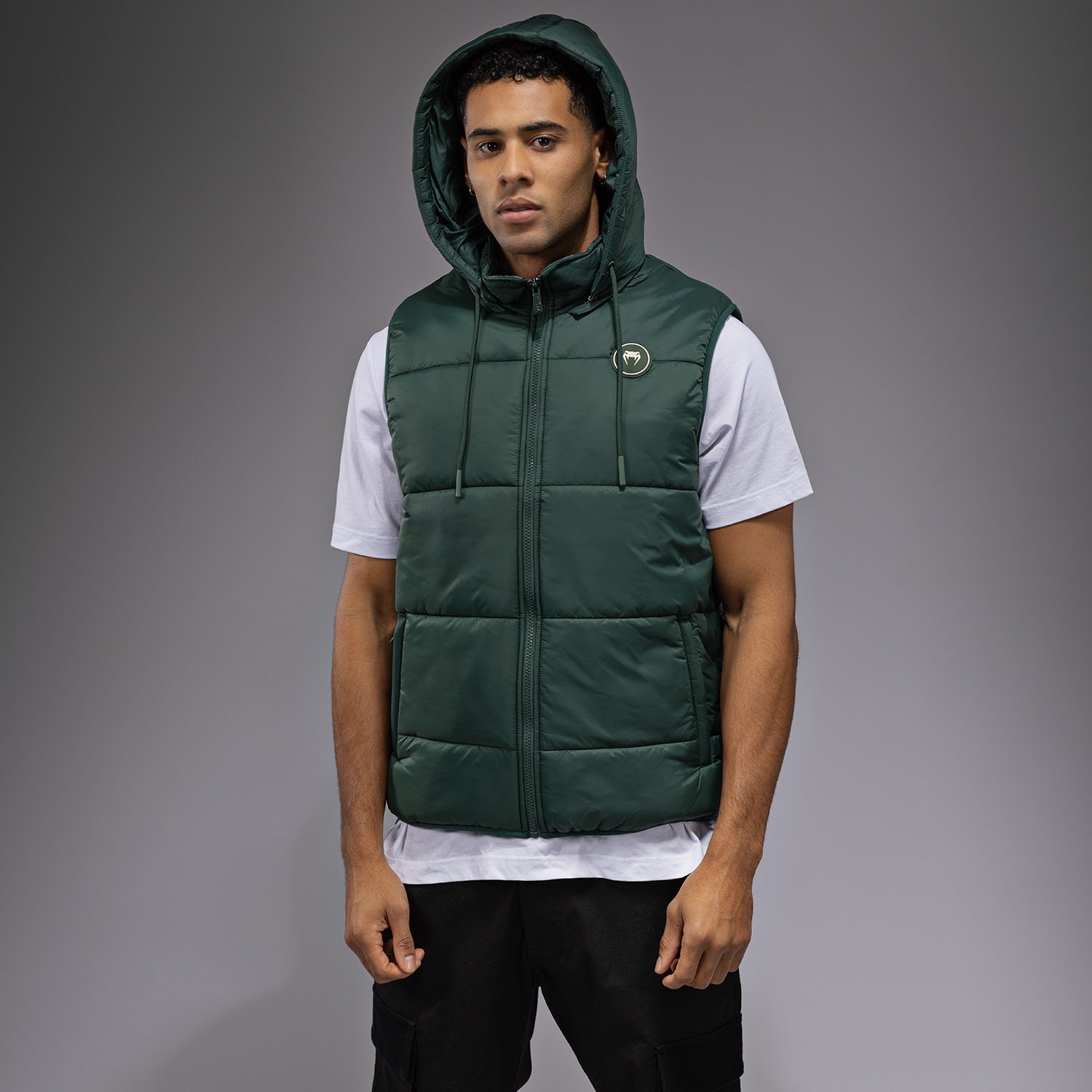Venum Urban Guard Down Vest for Men - Lightweight Winter Jacket, Water-Resistant, Forest Green - Perfect for Outdoor Activities & Casual Wear