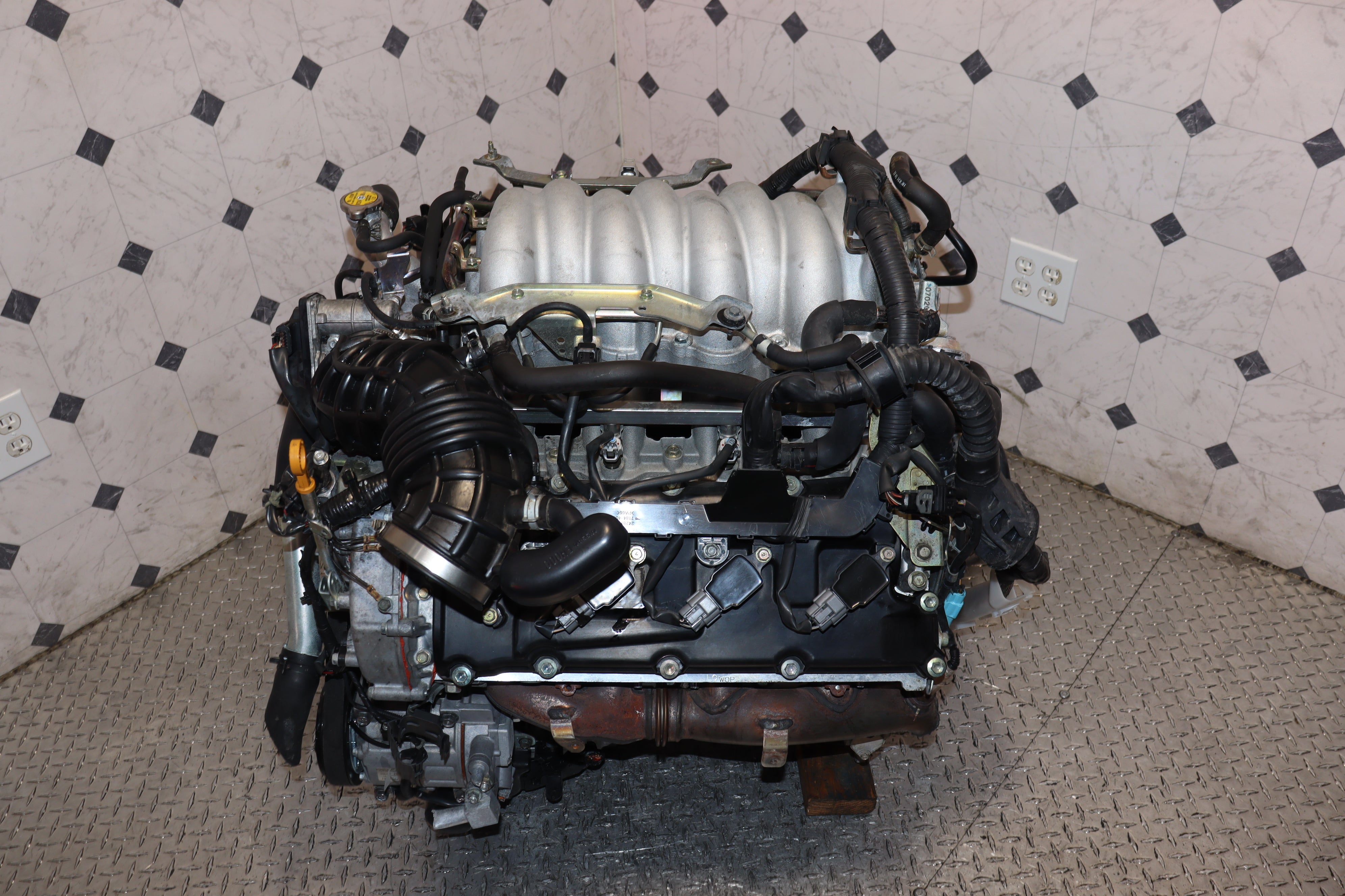 JDM Infiniti FX45 M45 4.5L V8 VK45DE Engine (2006-2010) - Replacement Engine for Infiniti FX45 & M45 Models - Perfect for Performance Upgrades & Engine Replacement Projects