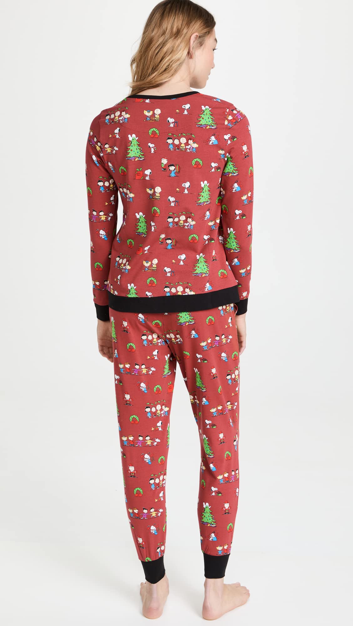 BedHead Pajamas Women's Long Sleeve Crew Neck Pullover & Joggers Pajama Set - Peanuts Holiday Themed Print in Red Size M | Cozy Christmas Sleepwear for Women, Perfect for Holiday Parties & Winter Nights