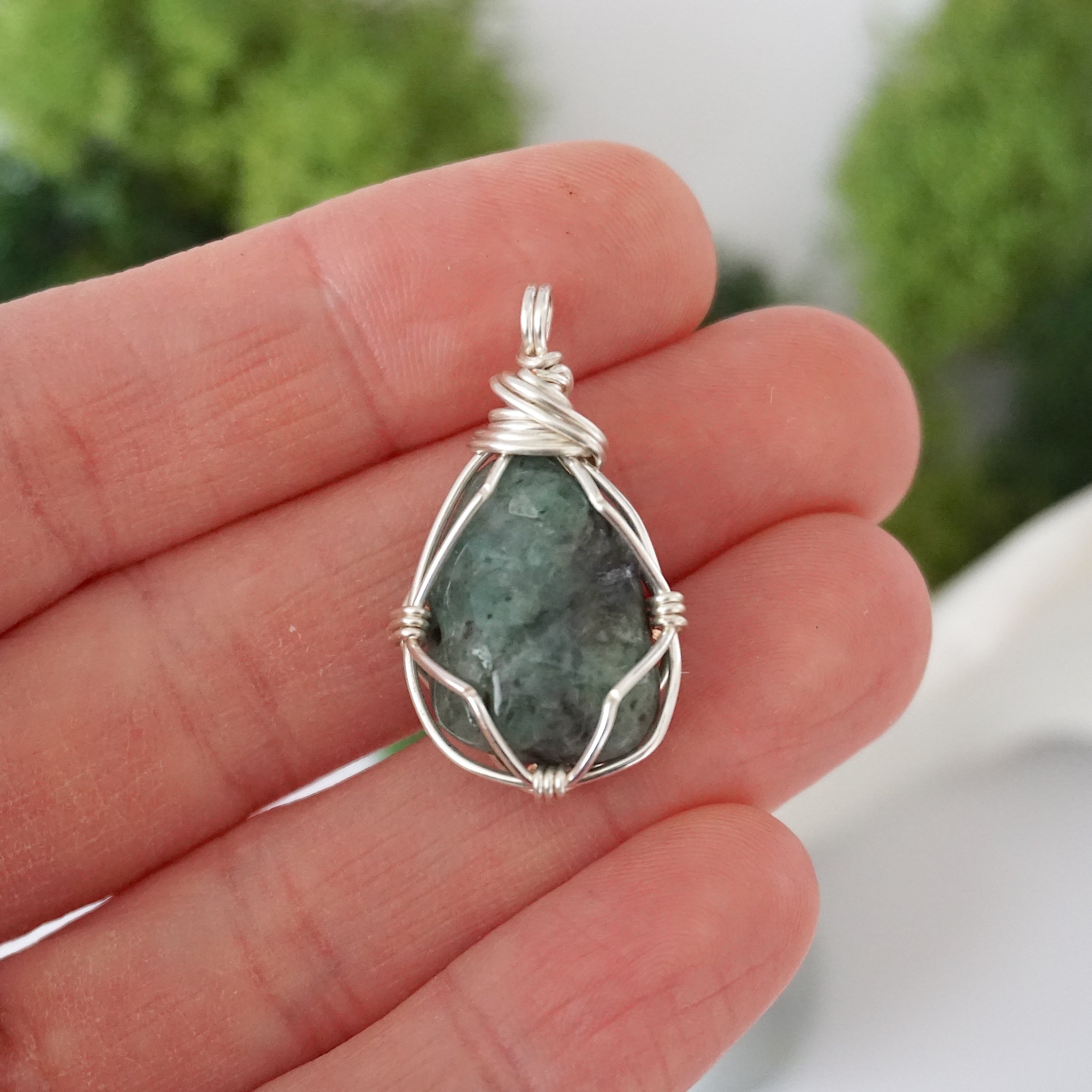 Emerald Birthstone Necklace for Women - Elegant Crystal Pendant Jewelry for Birthday, Anniversary & Mother's Day Gifts