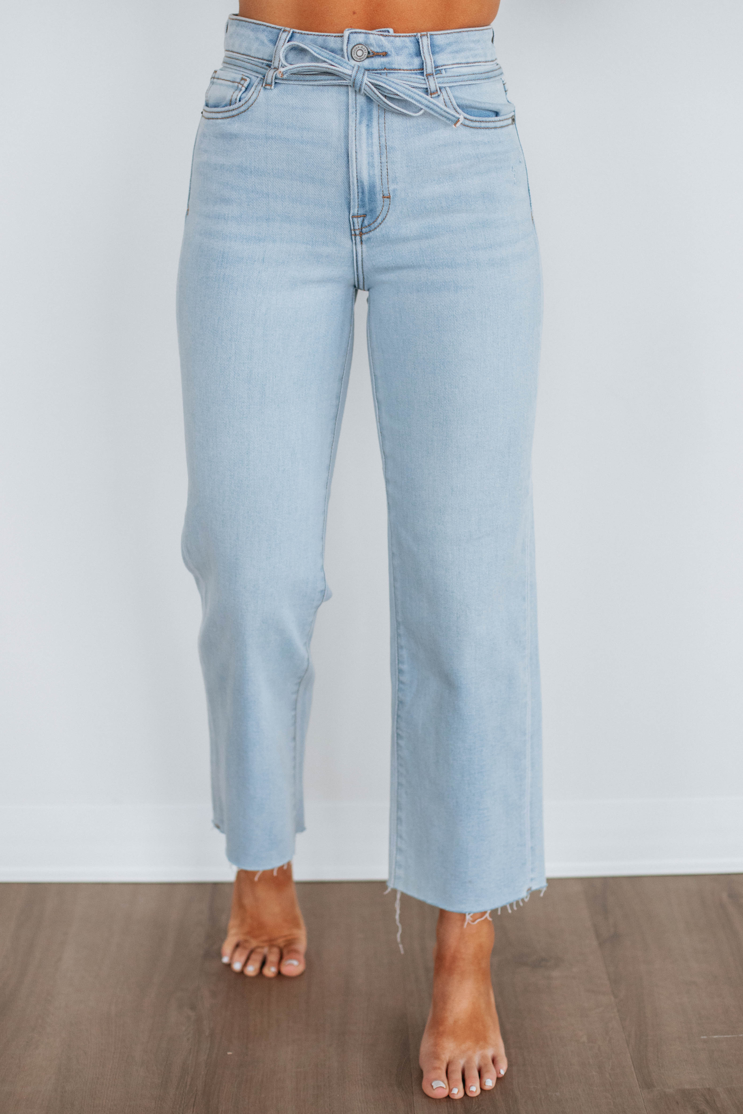 Ella Hidden Jeans - Light Wash Distressed Denim for Women | High Waisted Skinny Jeans with Stretch | Perfect for Casual Wear, Date Nights & Office Outfits