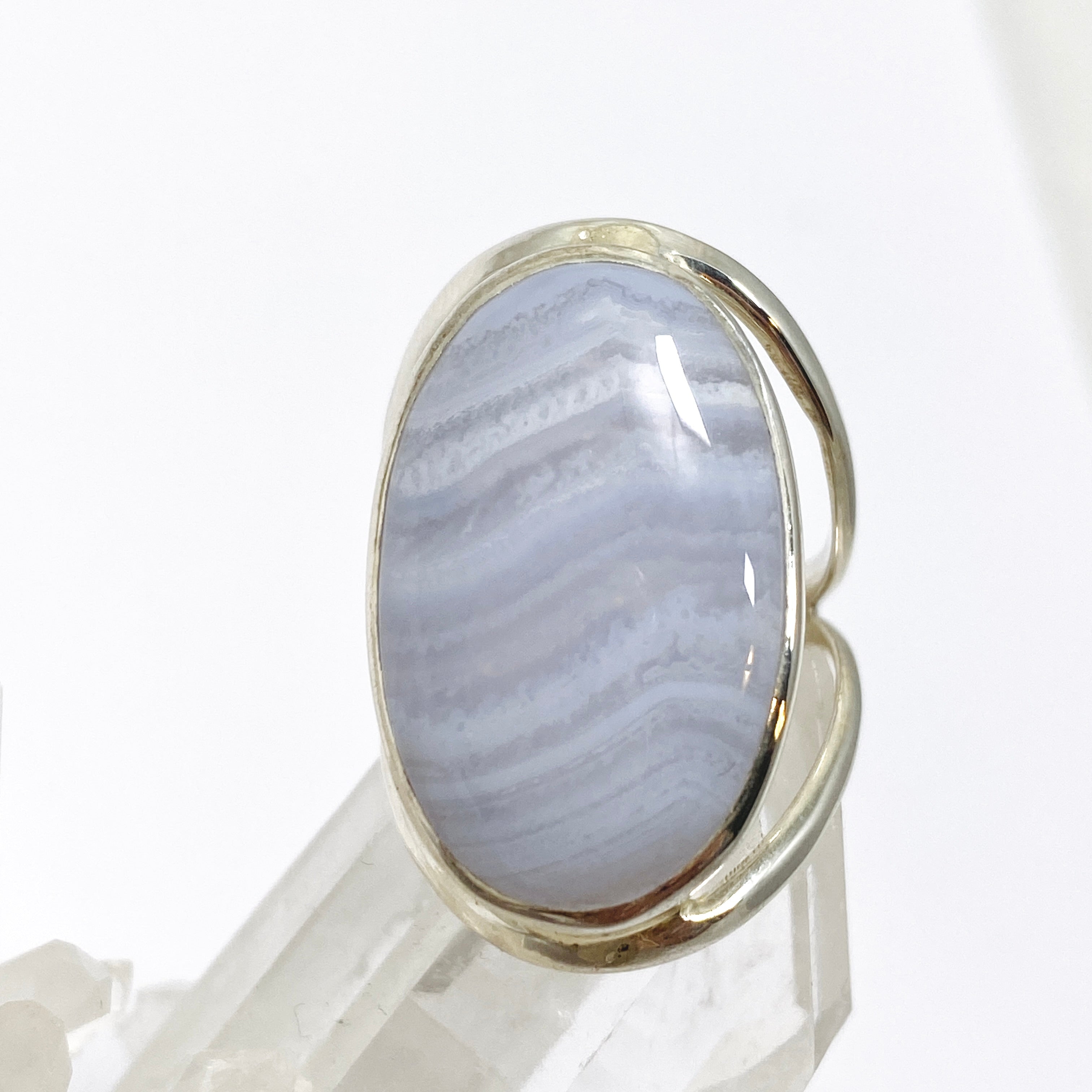 Blue Lace Agate Oval Cabochon Split Band Ring Size 7 - Natural Stone Jewelry for Women, Dainty Boho Wedding Ring, Perfect for Everyday Wear & Special Occasions - KRGJ3378