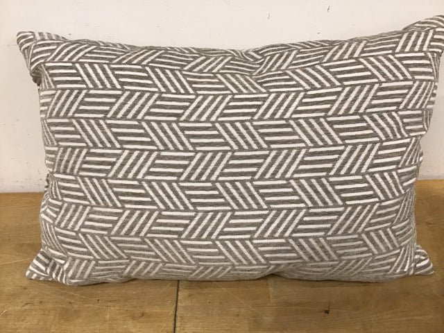 16 x 20 Herringbone Throw Pillow Cover - Decorative Cushion for Sofa, Bed & Home Decor - Soft Textured Herringbone Pattern Pillowcase for Living Room, Bedroom & Dorm