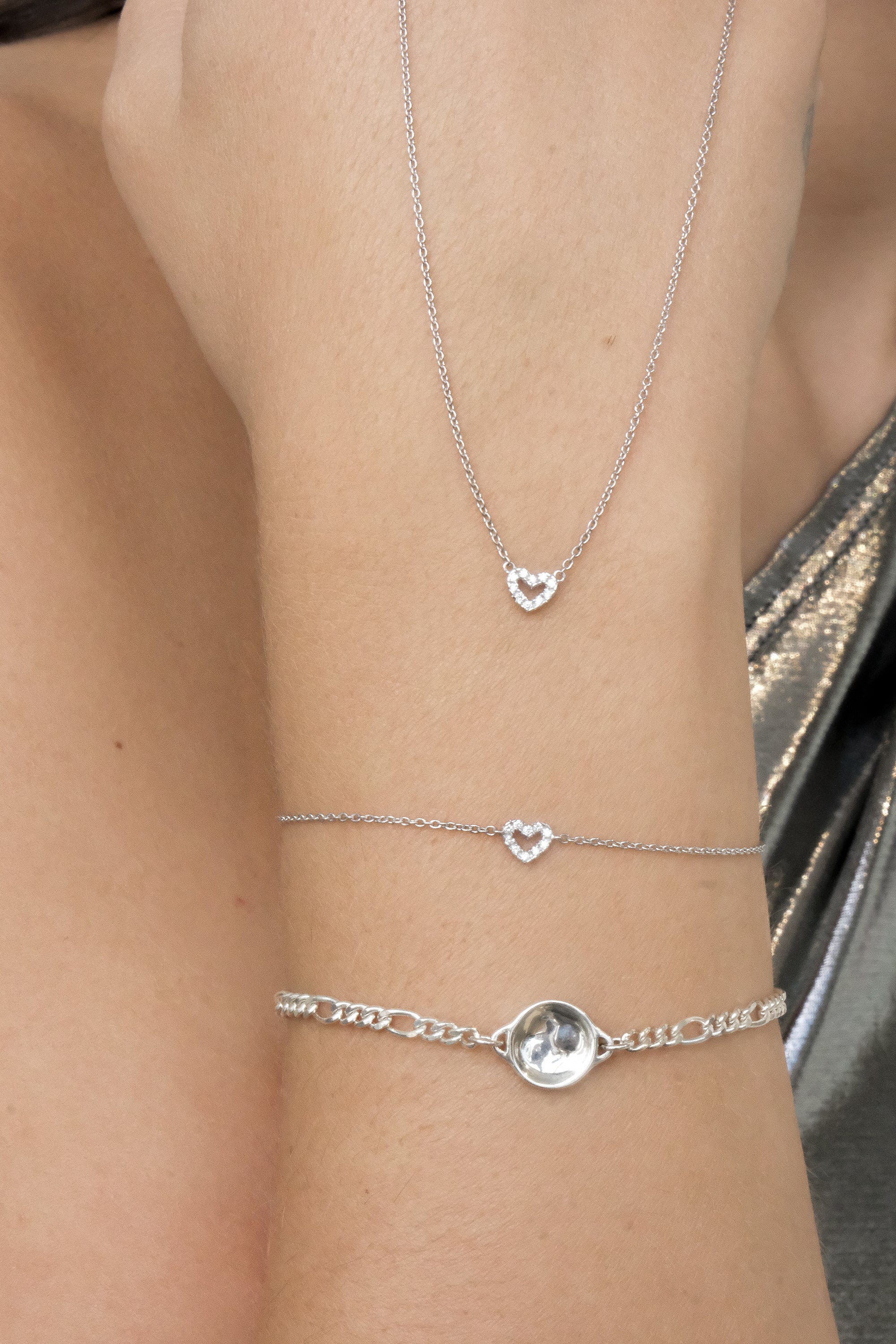 Solid Gold Diamond Heart Bracelet in 14K White Gold - Elegant Jewelry Gift for Women, Perfect for Valentine's Day, Anniversary & Special Occasions
