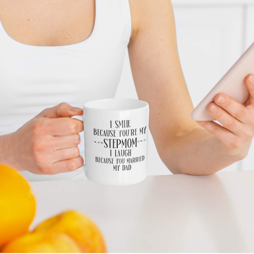 Personalized Step Mom Mug - Birthday, Christmas & Mother's Day Gift from Stepdaughter - 'I Smile Because You're My Step Mom' Tea Cup - Perfect for Coffee, Tea & Relaxation Moments
