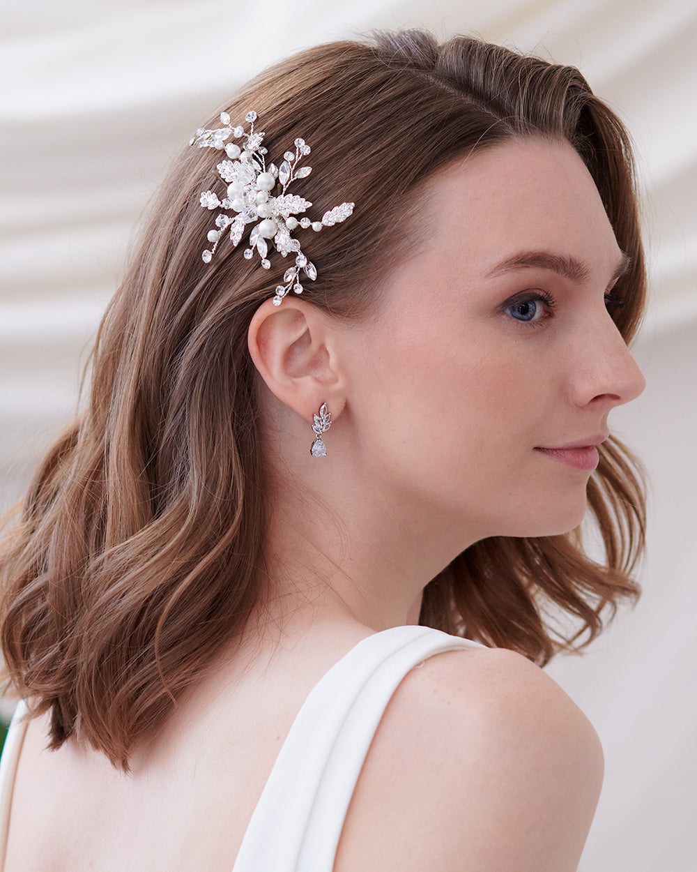 Melina Pearl Hair Comb - Elegant Bridal & Wedding Hair Accessories for Women - Perfect for Updos, Braids, and Special Occasions