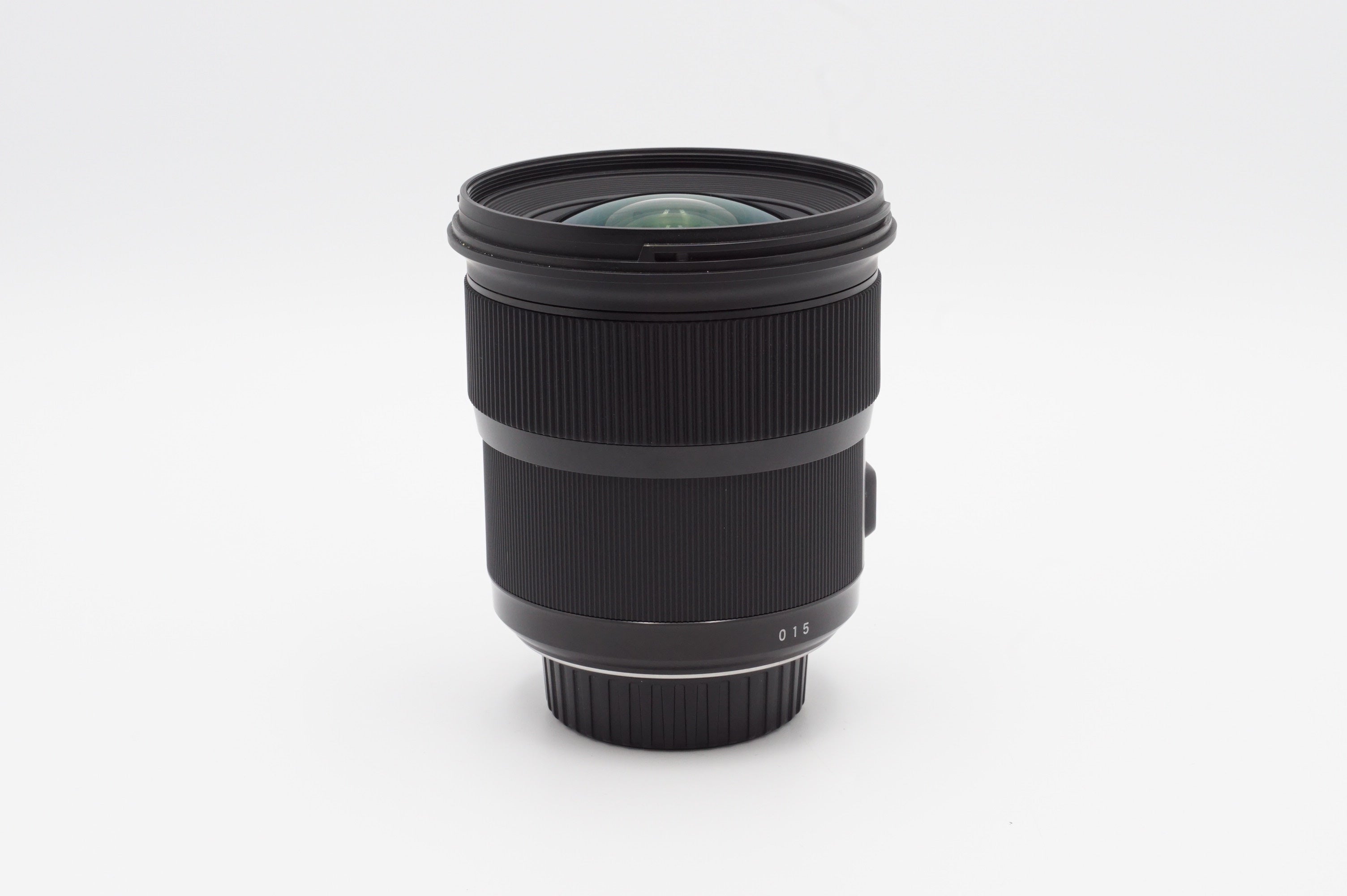 Used Sigma 24mm f/1.4 DG HSM Art Lens for Nikon F Mount - Perfect for Low Light Photography, Landscapes & Portraits
