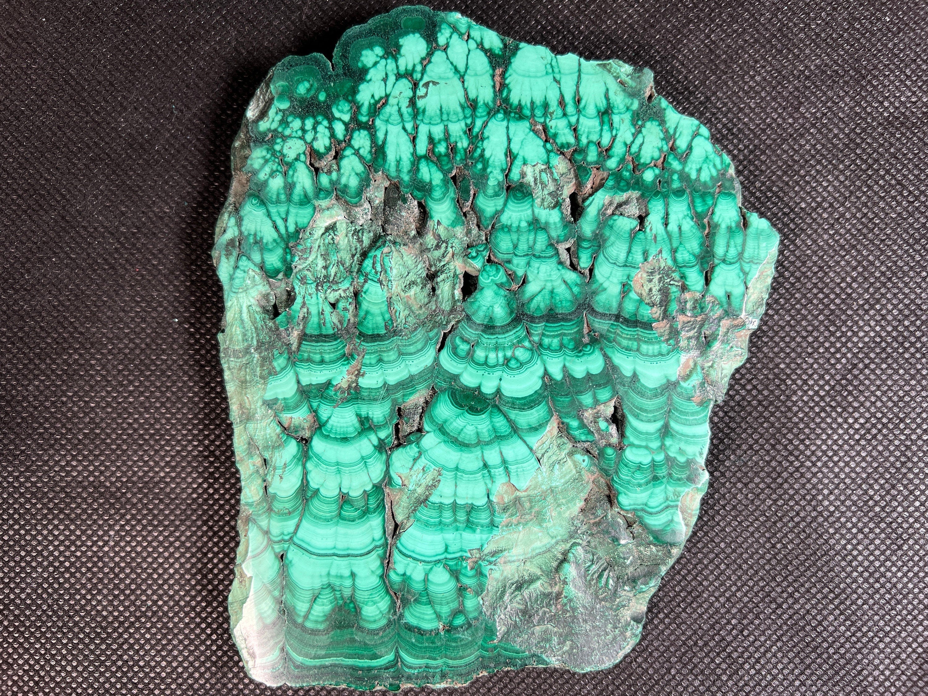 Premium Malachite Crystal Slab - Natural Green Malachite Stone for Jewelry Making, Unique Gifts & Home Decor (50420) | Healing Crystal Display, Meditation Stone, Feng Shui Decor