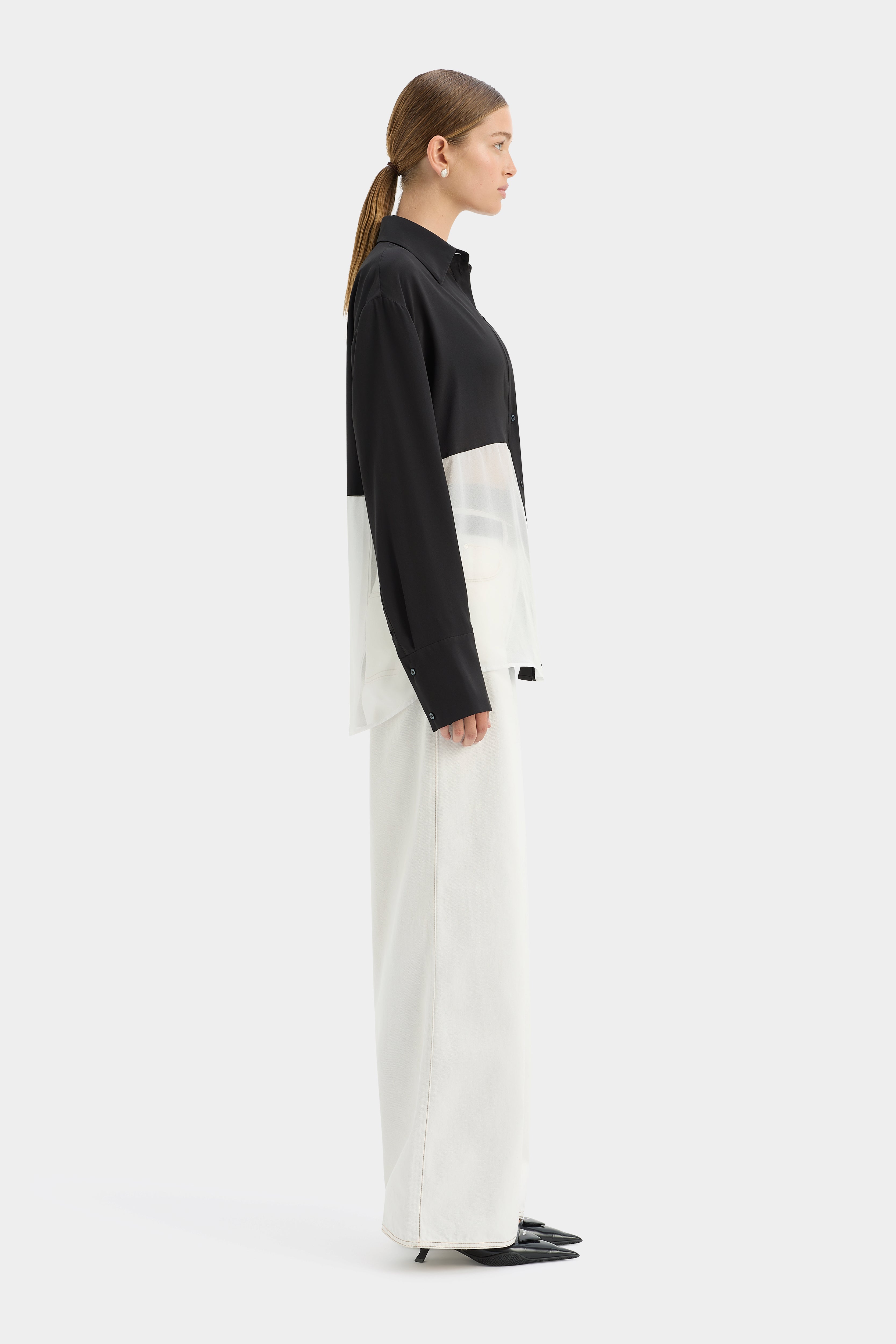 Adrienne Shirt Monochrome - Stylish Women's Casual Button-Down Top for Work & Everyday Wear