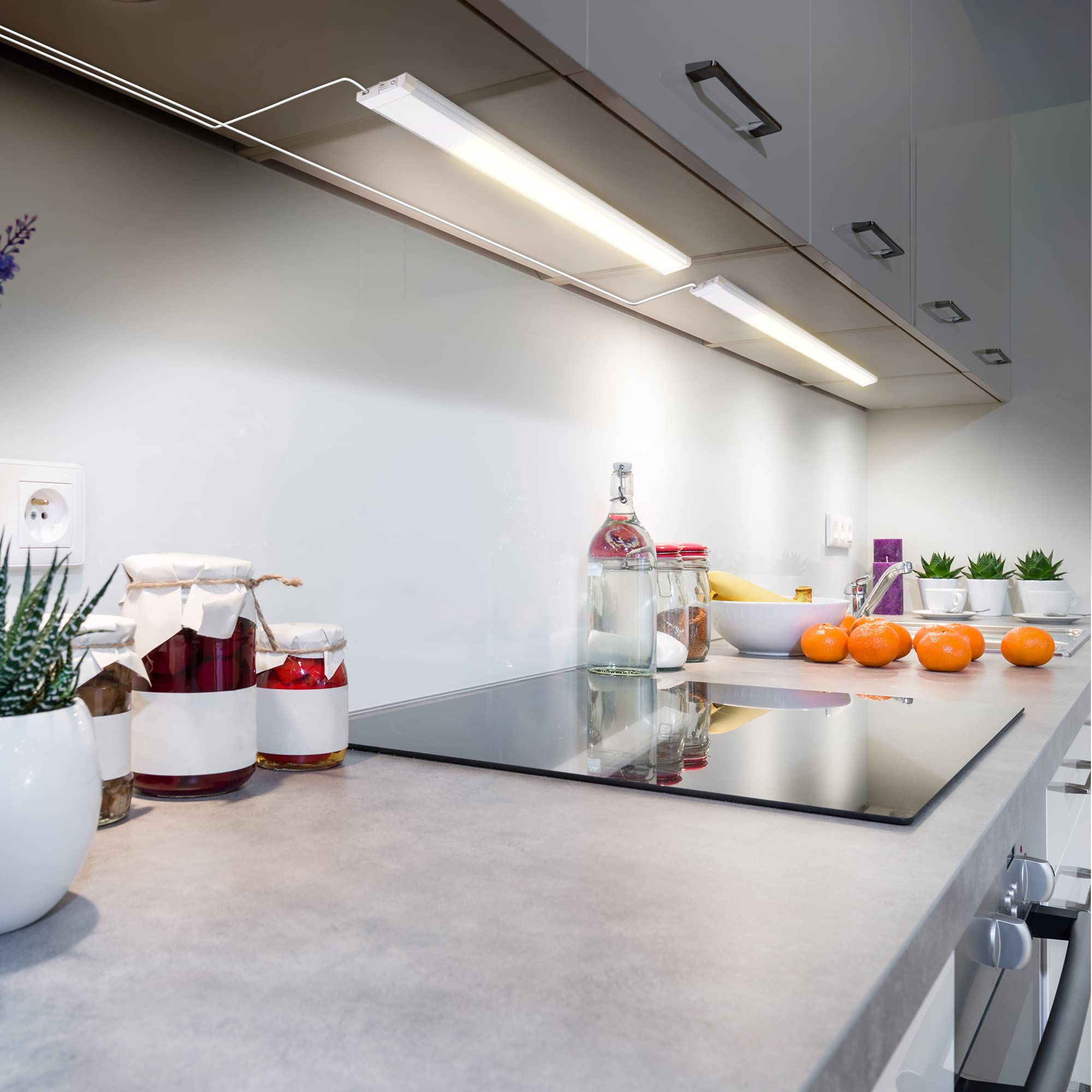 B.K.Licht - 10W Eco-Friendly LED Strip Light, Warm White 3000K, 1100lm, Under Cabinet Lighting for Kitchen, Adhesive LED Light Bar, Closet Lighting, Dimmable LED Tape - Perfect for Kitchen Countertops, Wardrobes & Shelves (White-Silver)